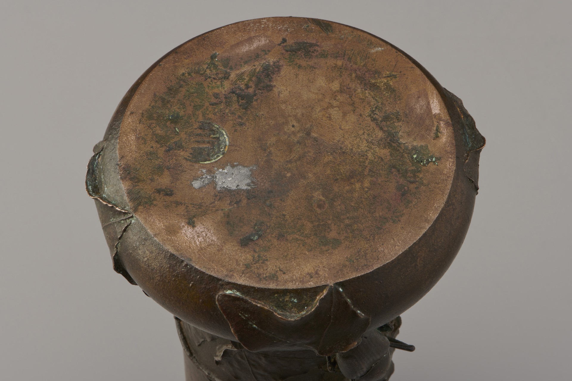 Vase image 6