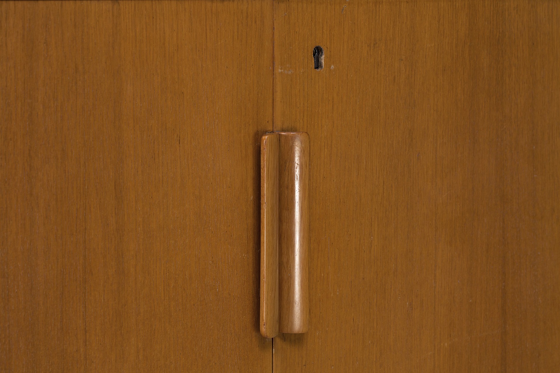 Cabinets image 5