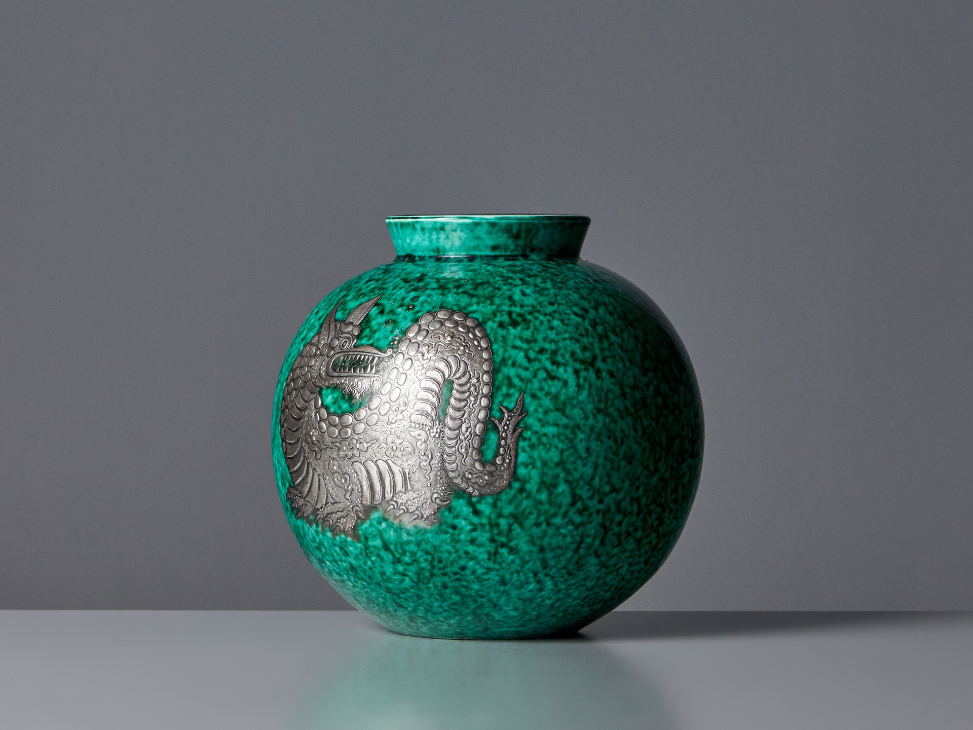 'Argenta' Vase image 2