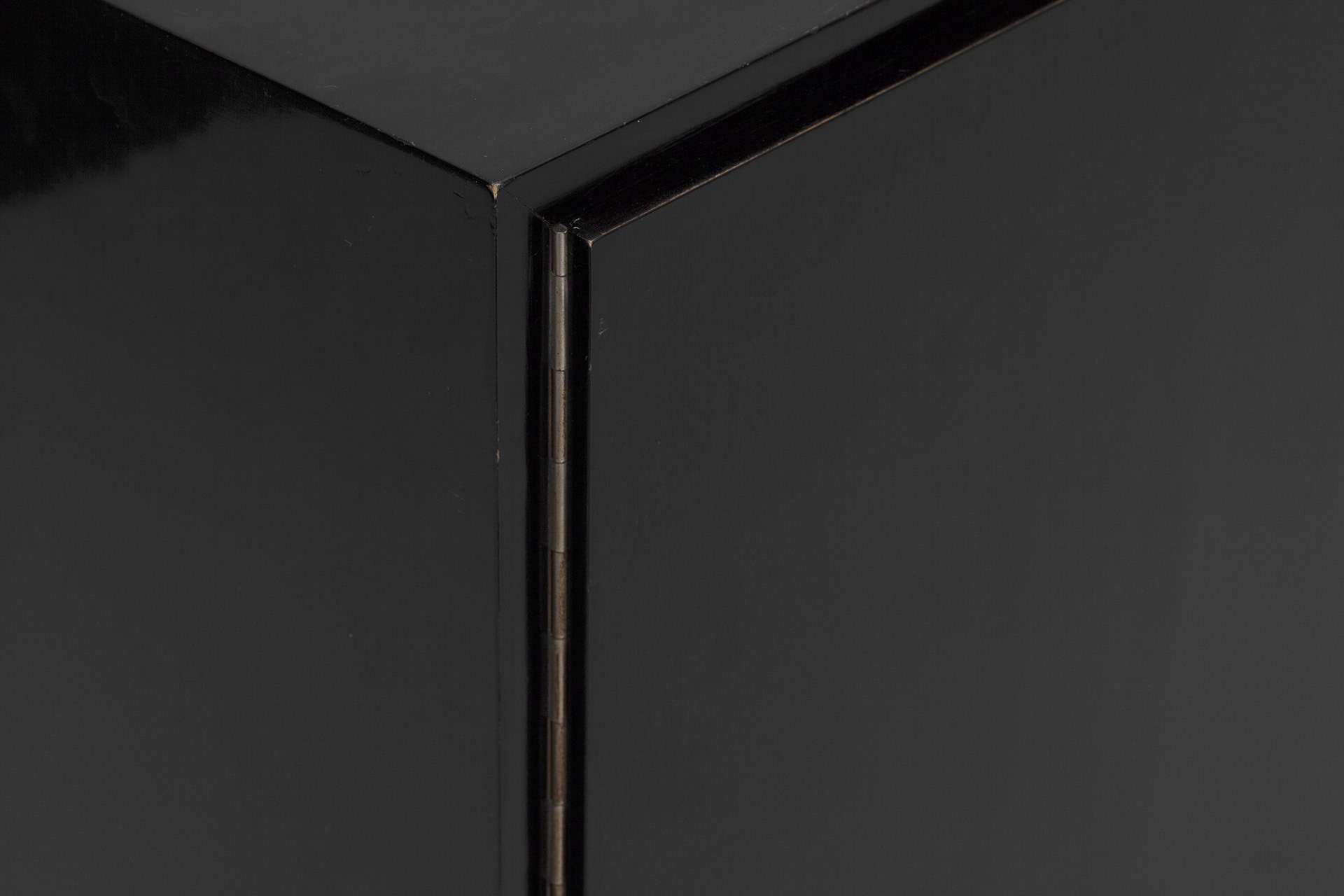 Cabinet image 4