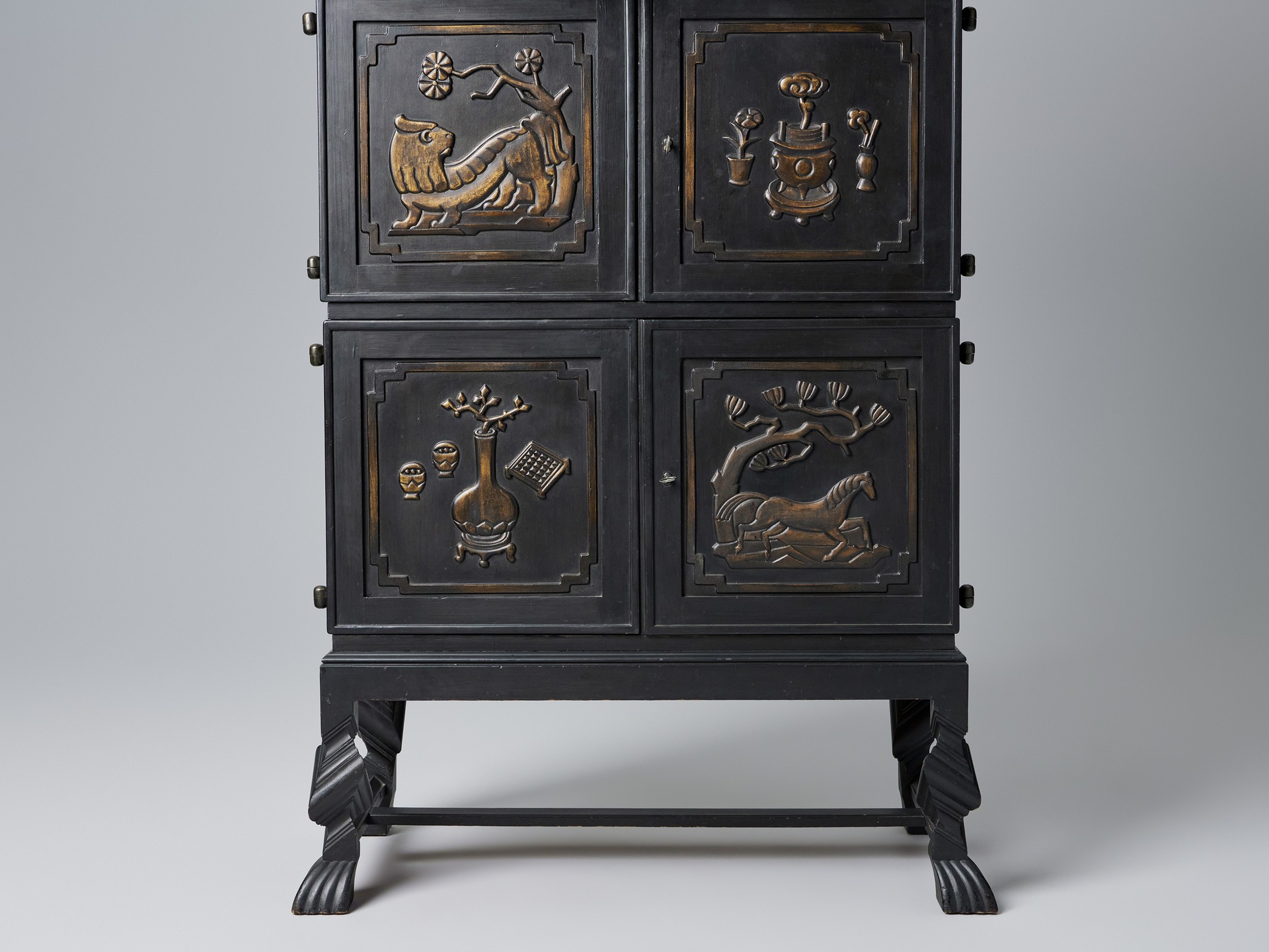 Cabinet image 19