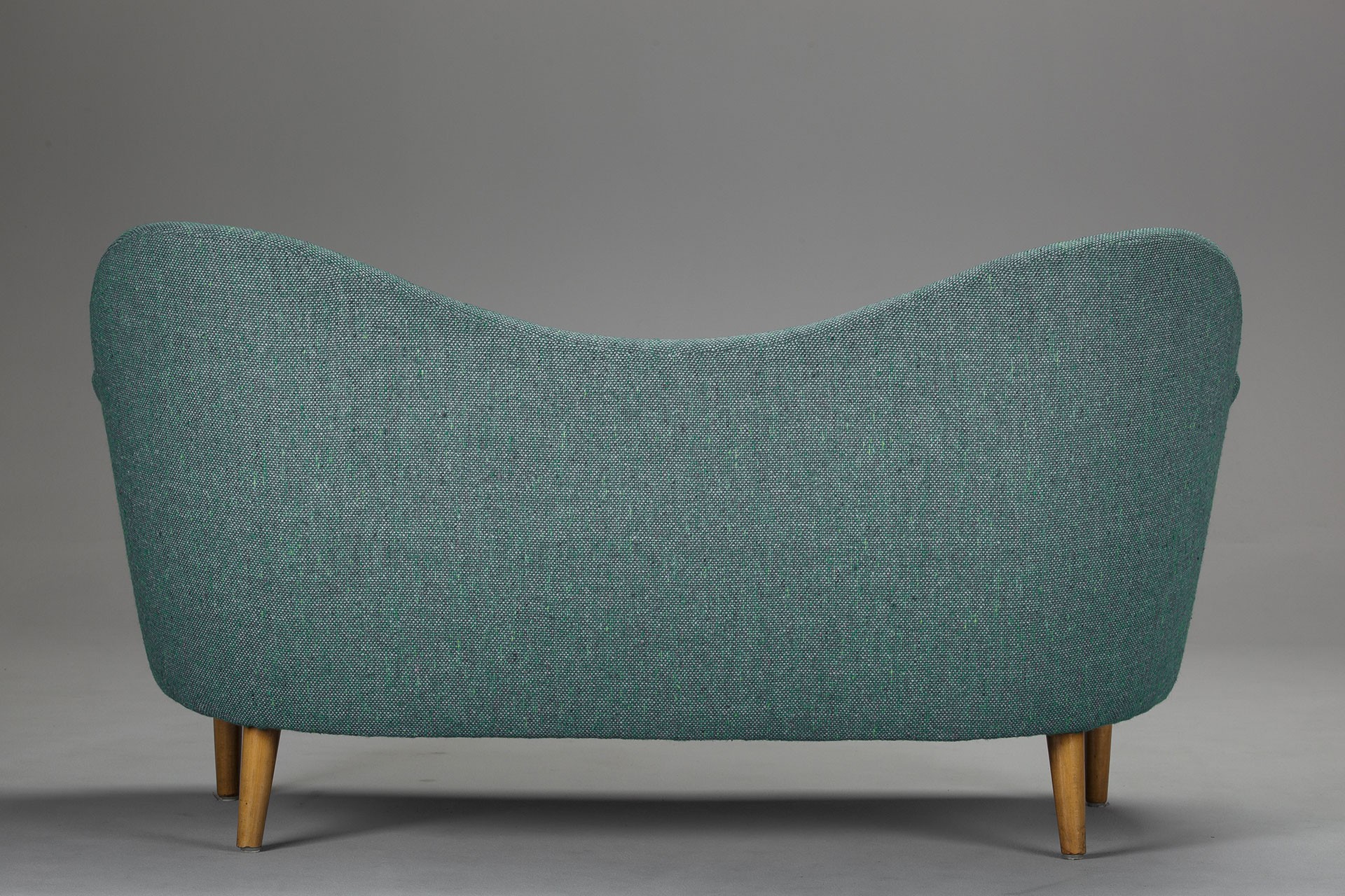 Sofa image 4