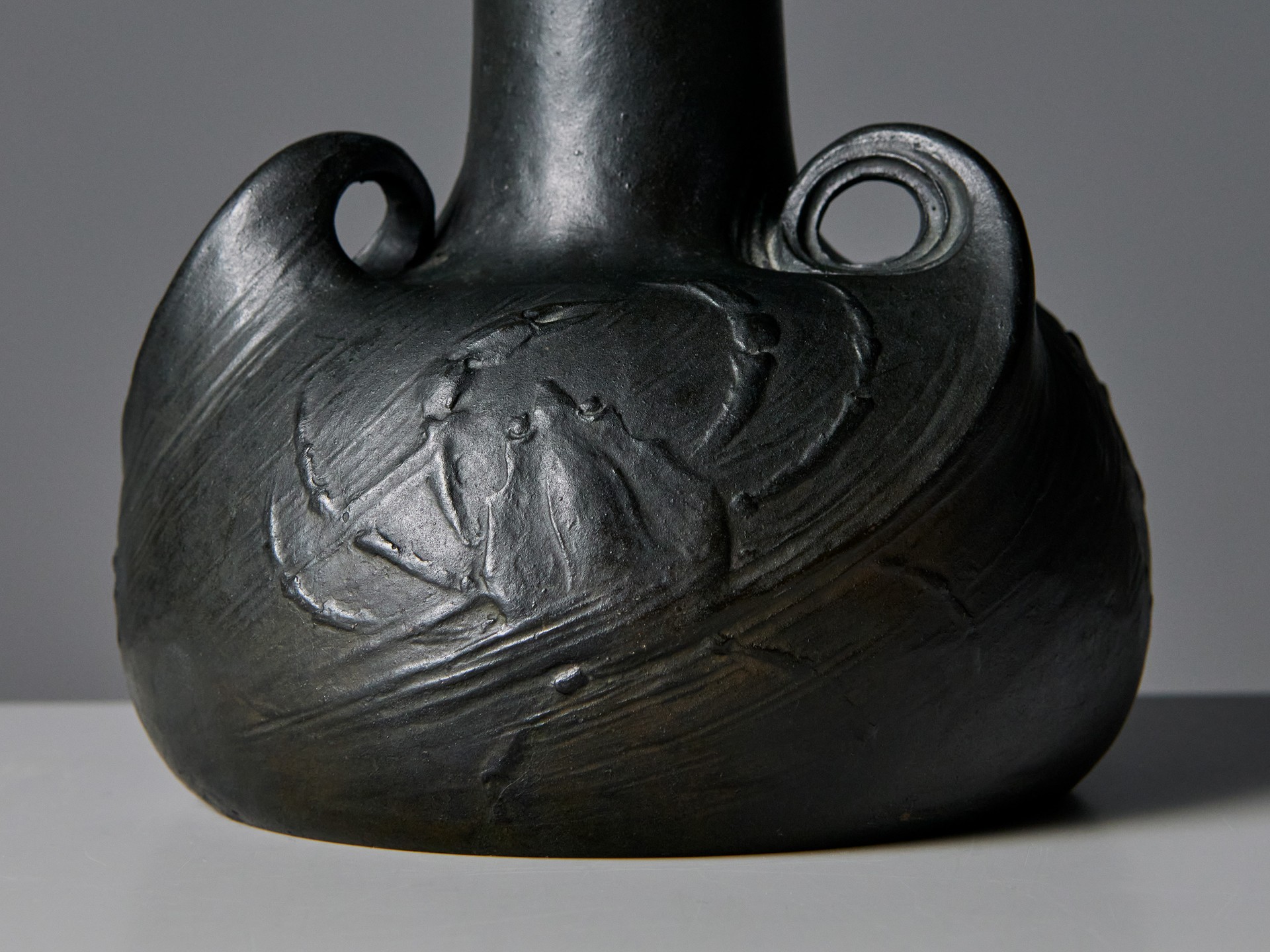Vase image 4
