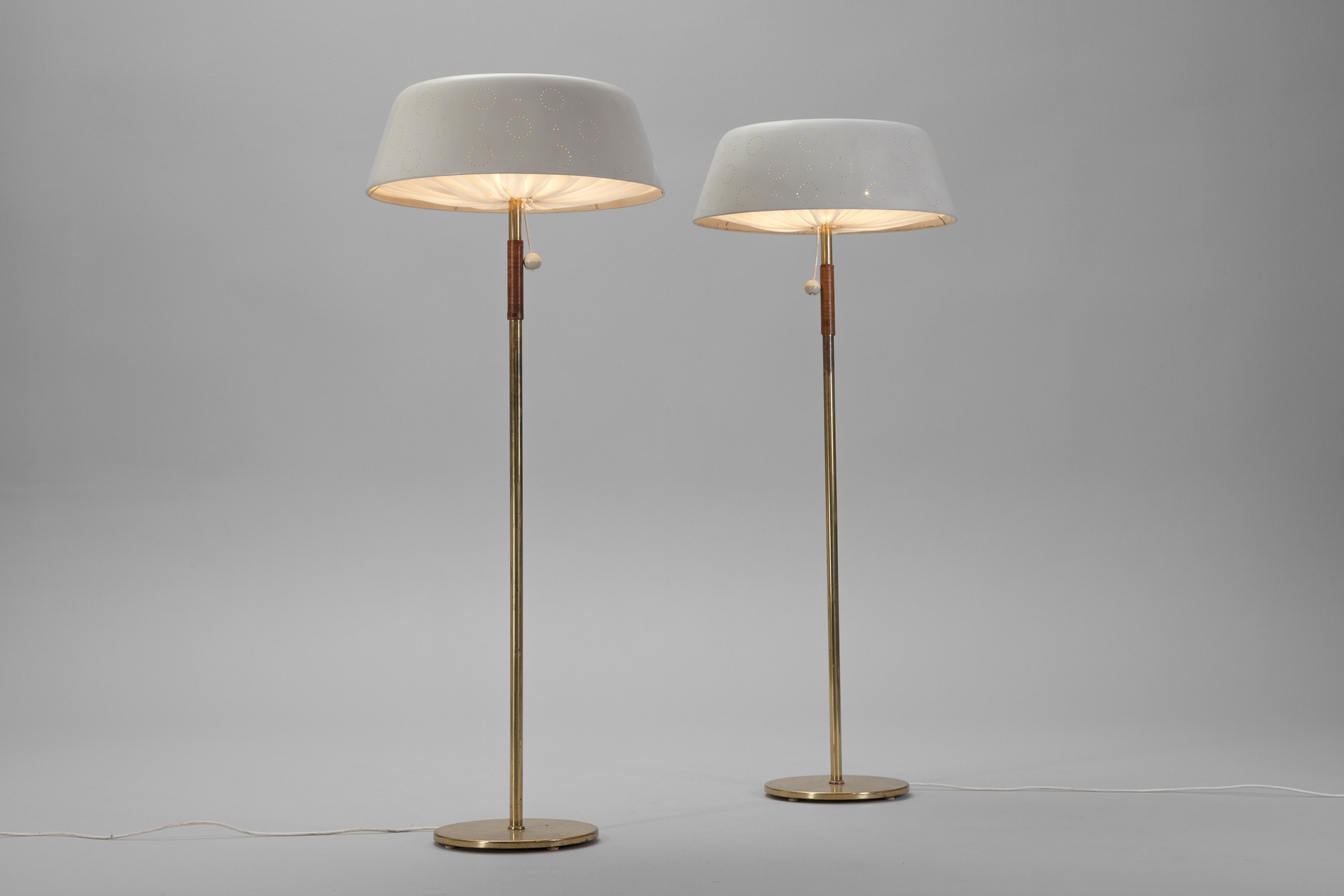 Paavo Tynell Floor Lamp image 2