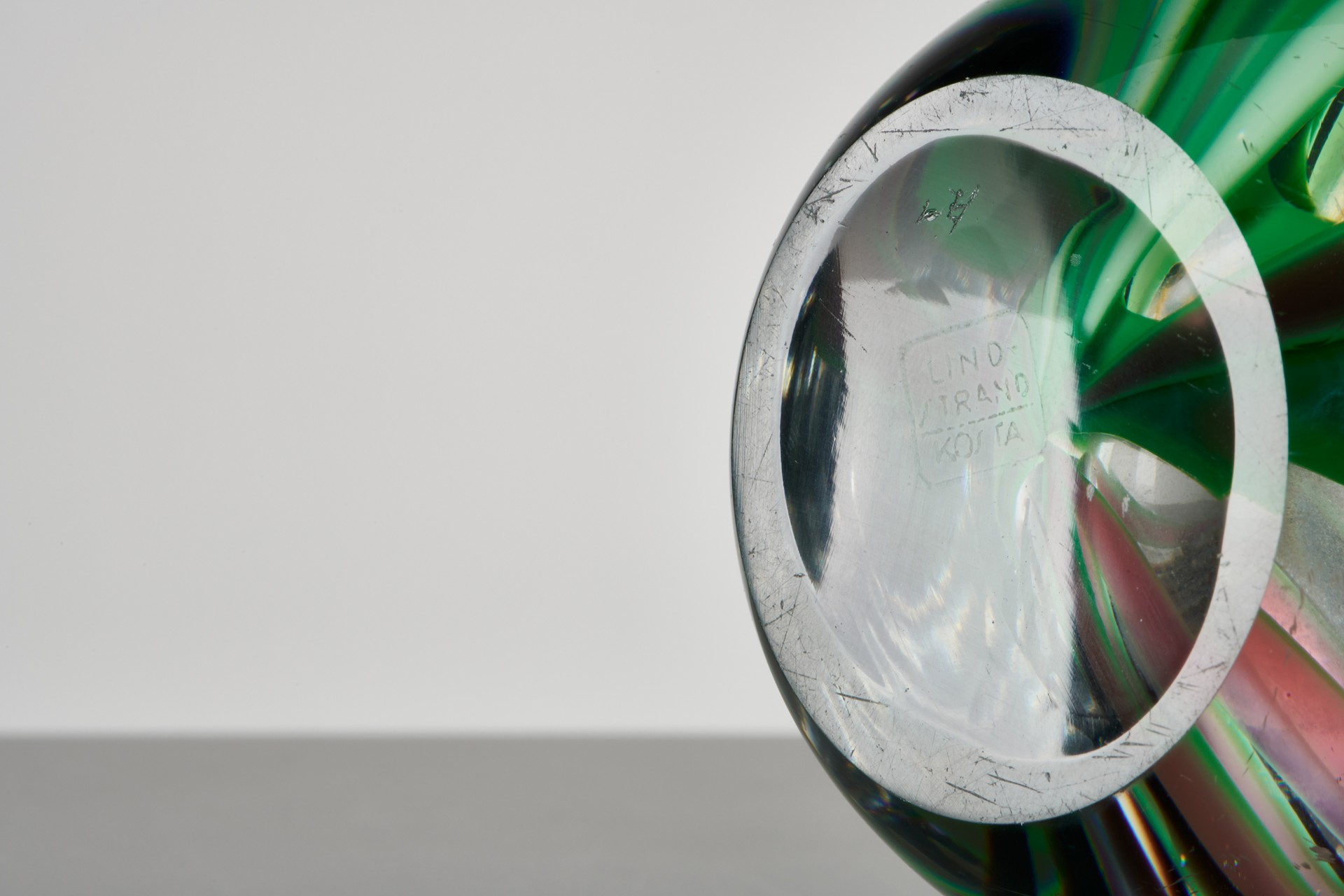 Vase image 4