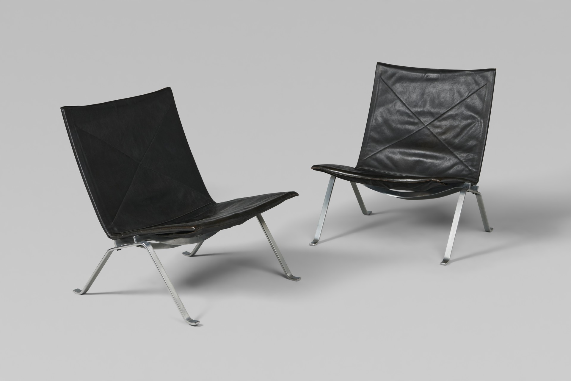 Pair of 'PK 22' Chairs image 2