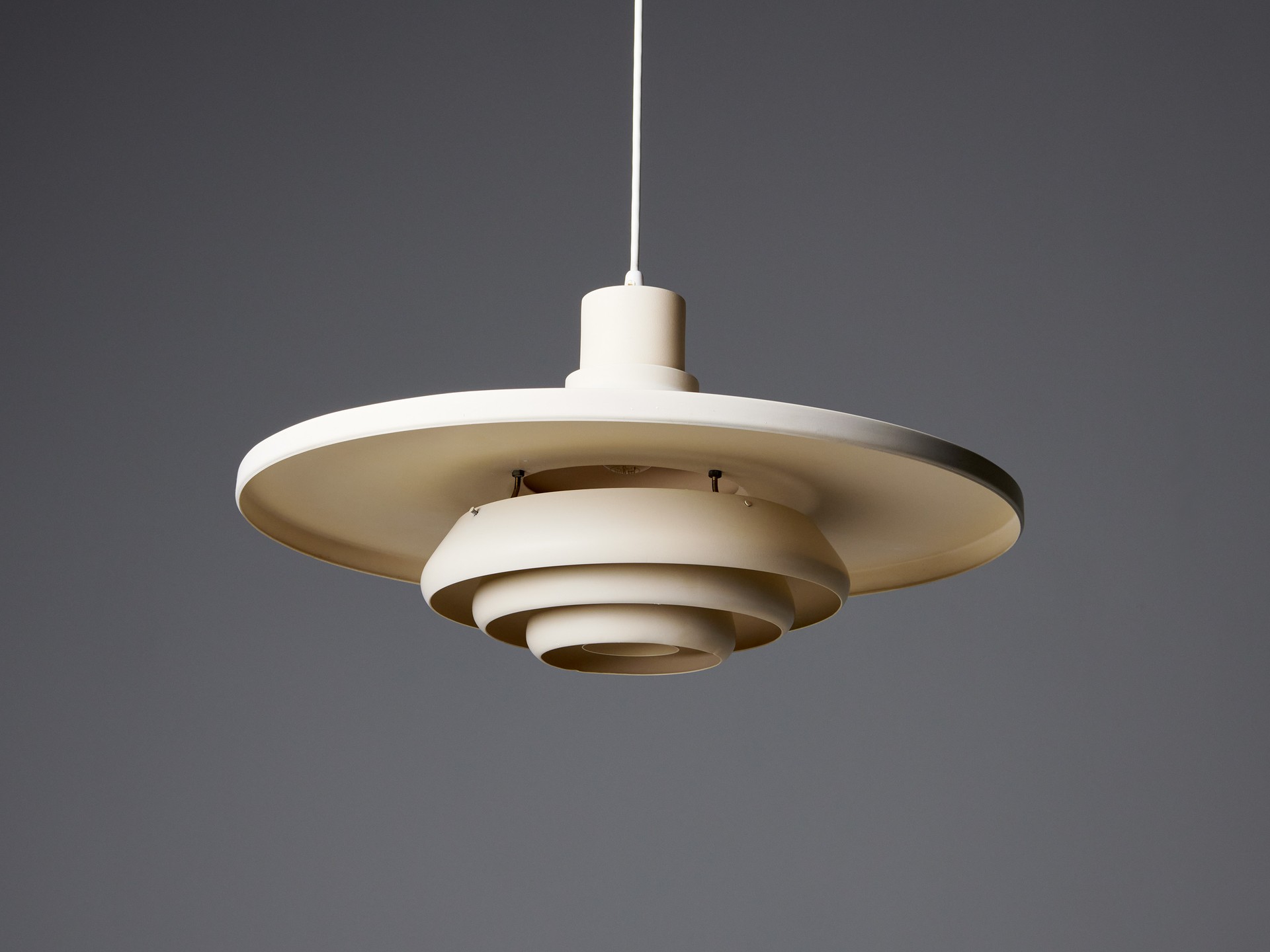 'Flying Saucer' Ceiling Lamp image 2
