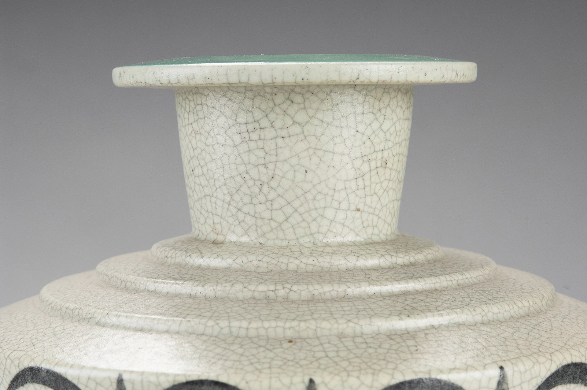 Vase image 2