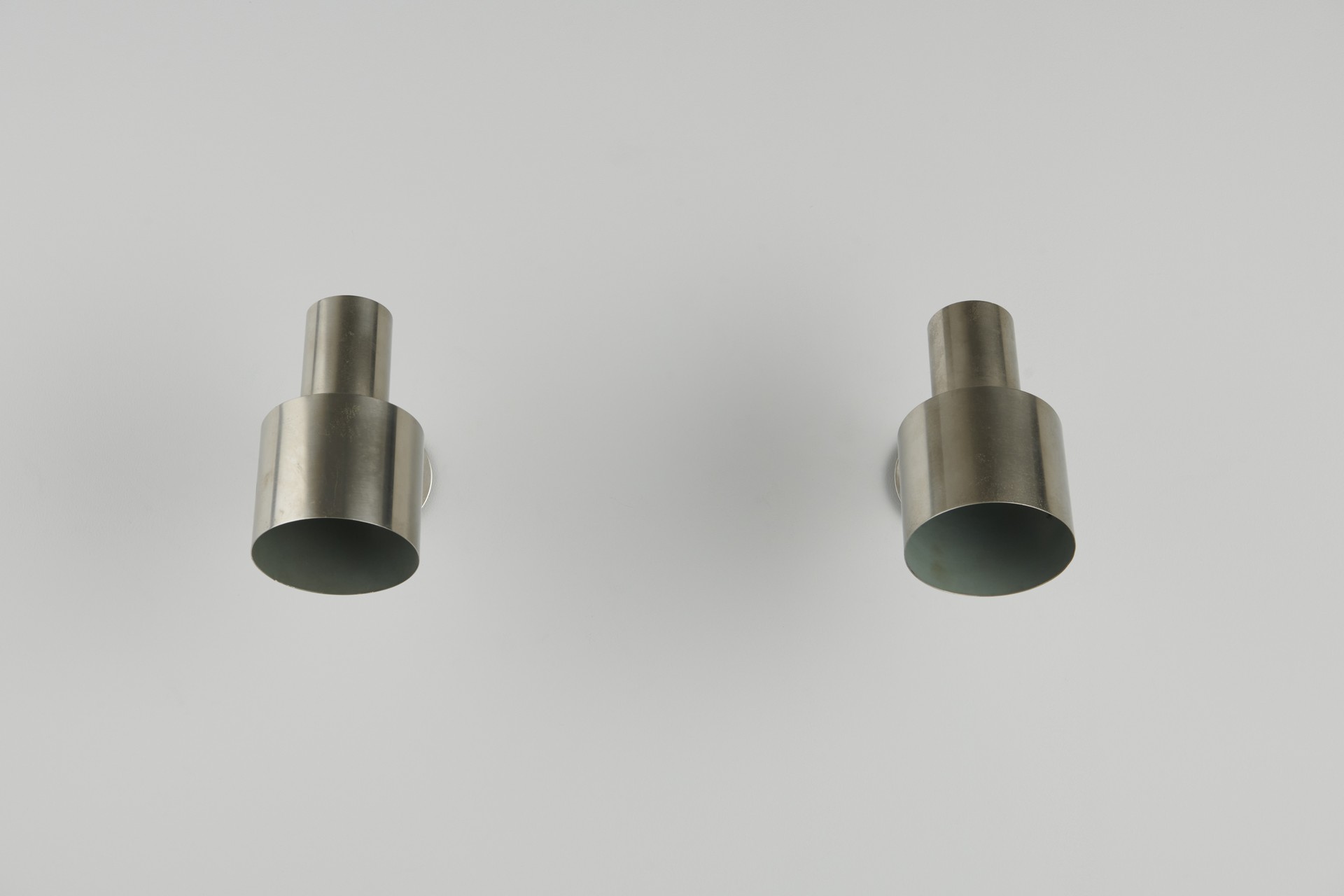 Pair of Wall Lamps image 3