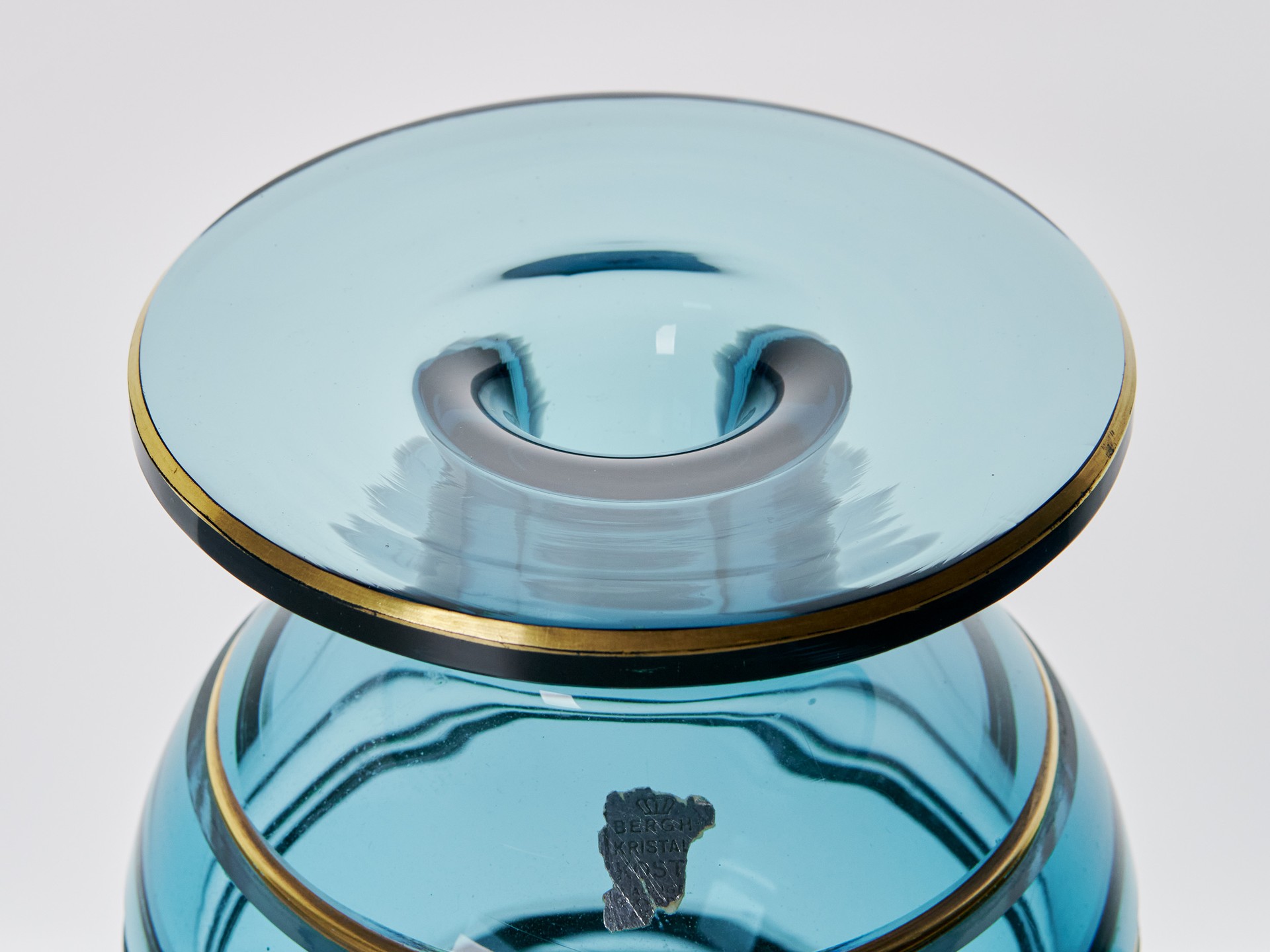Vase image 3