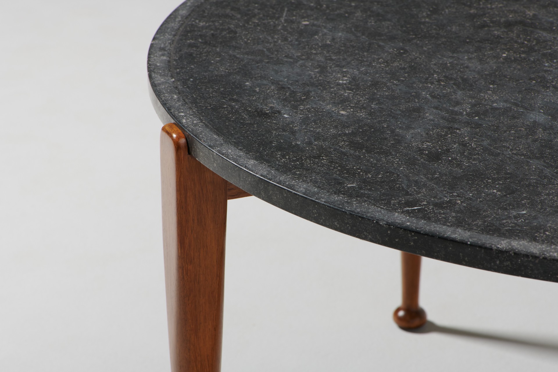 Sofa Table image 2