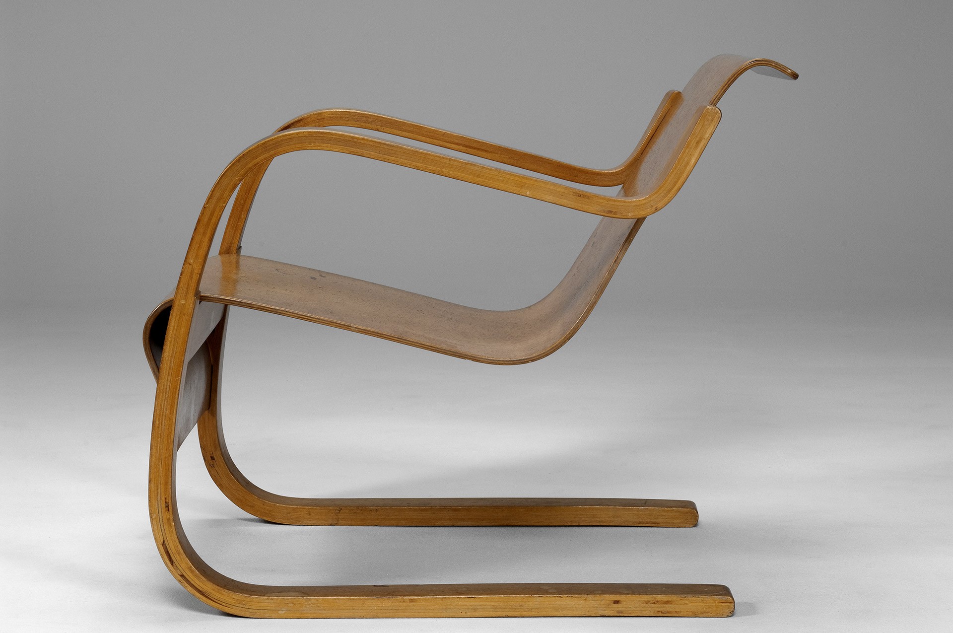 Armchair, model no. 31 image 3