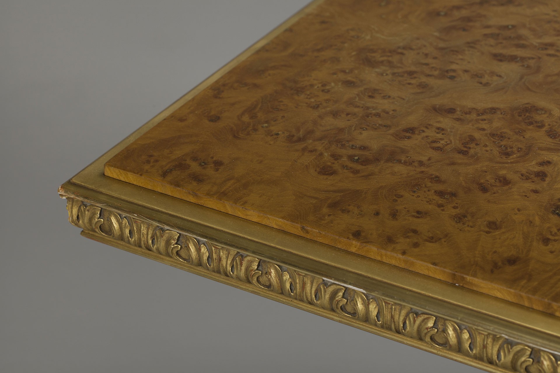 'Caesar' Table image 4