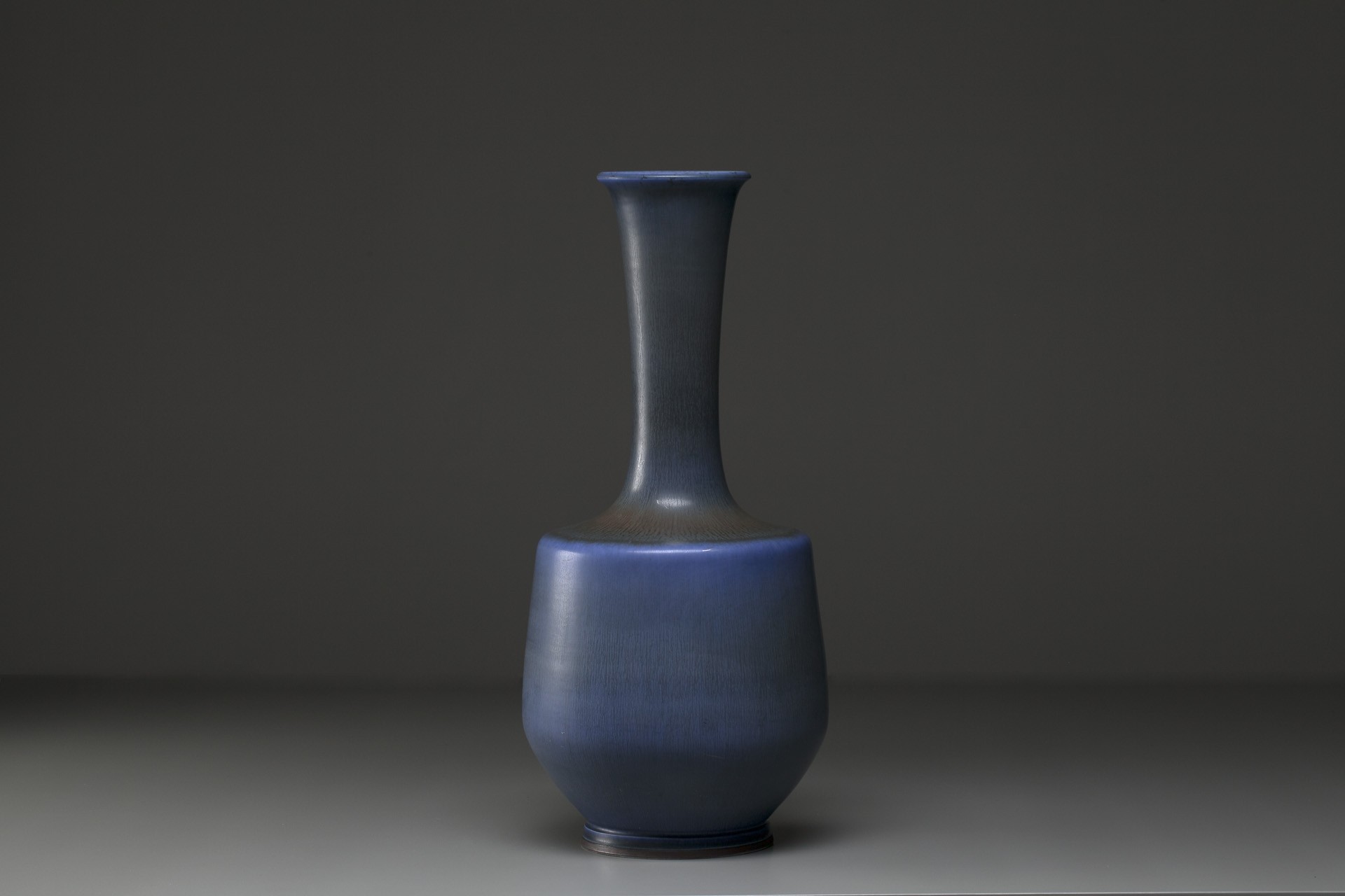 Vase image 2