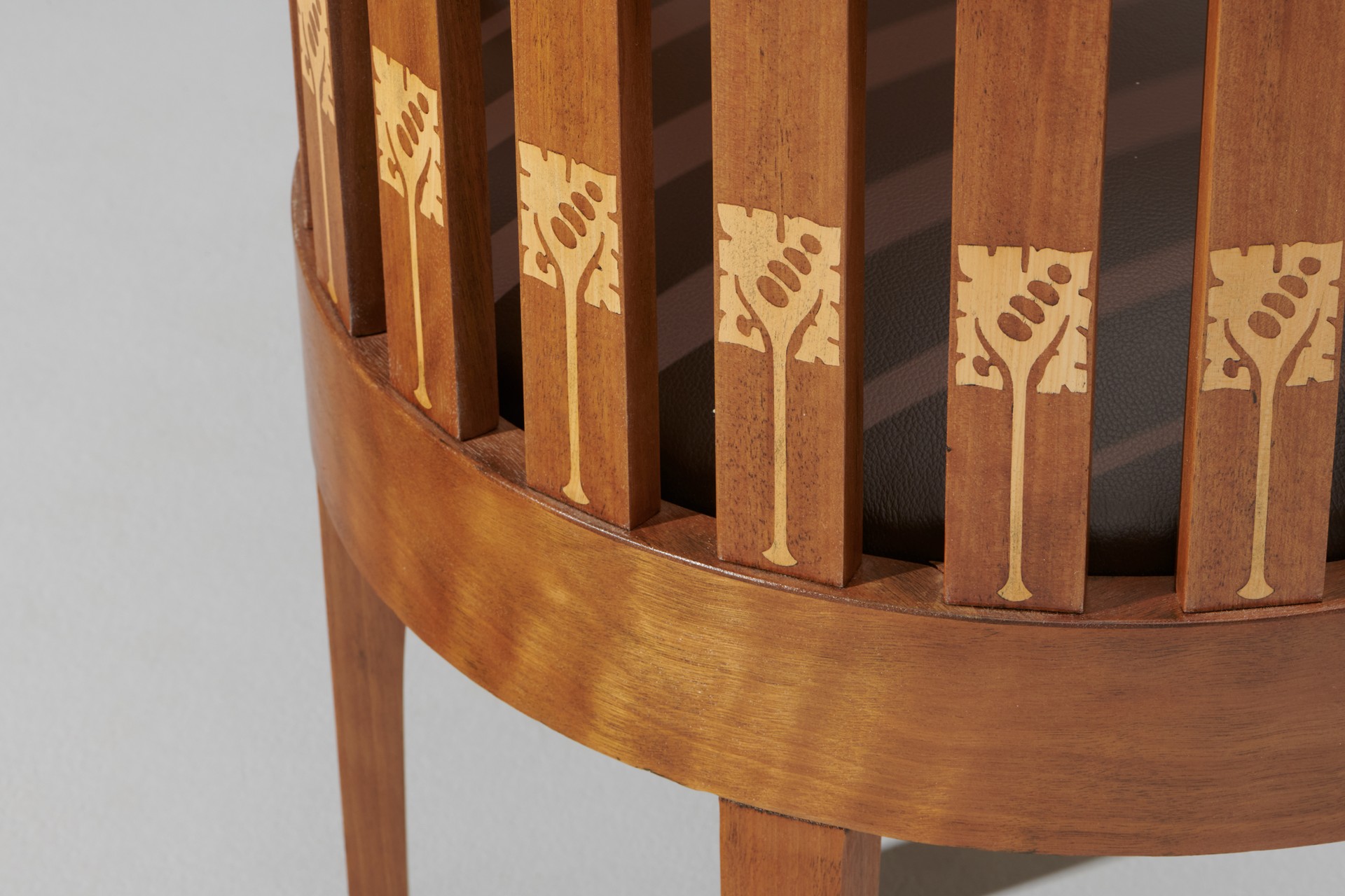 Armchair image 4