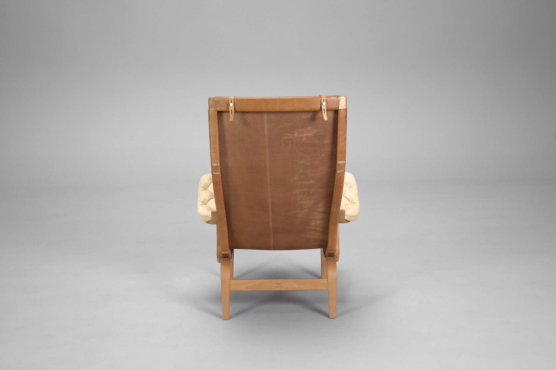 'Pernilla' Lounge Chair And Ottoman image 4