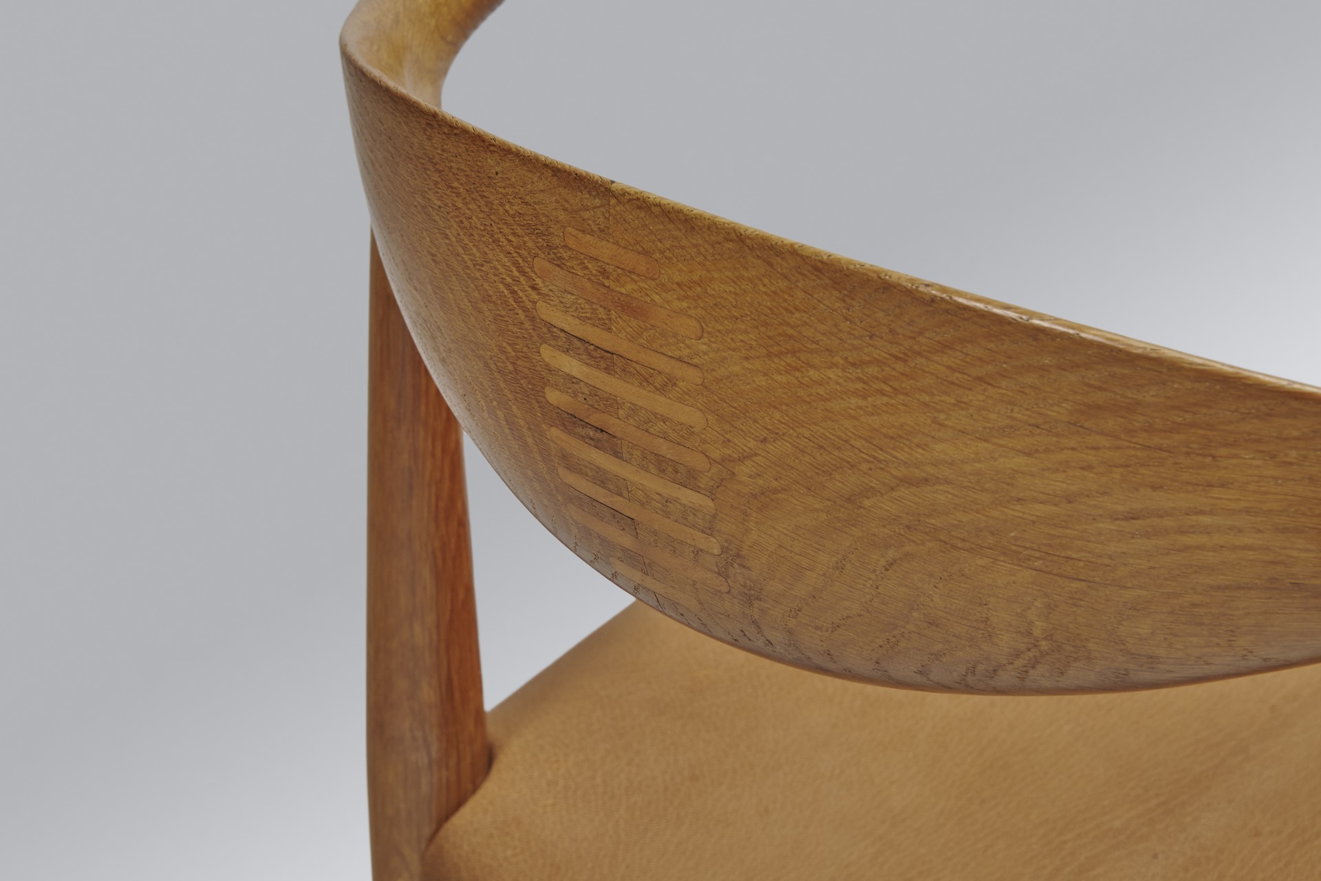 Set of Eight 'Cowhorn' Dining Chairs image 7
