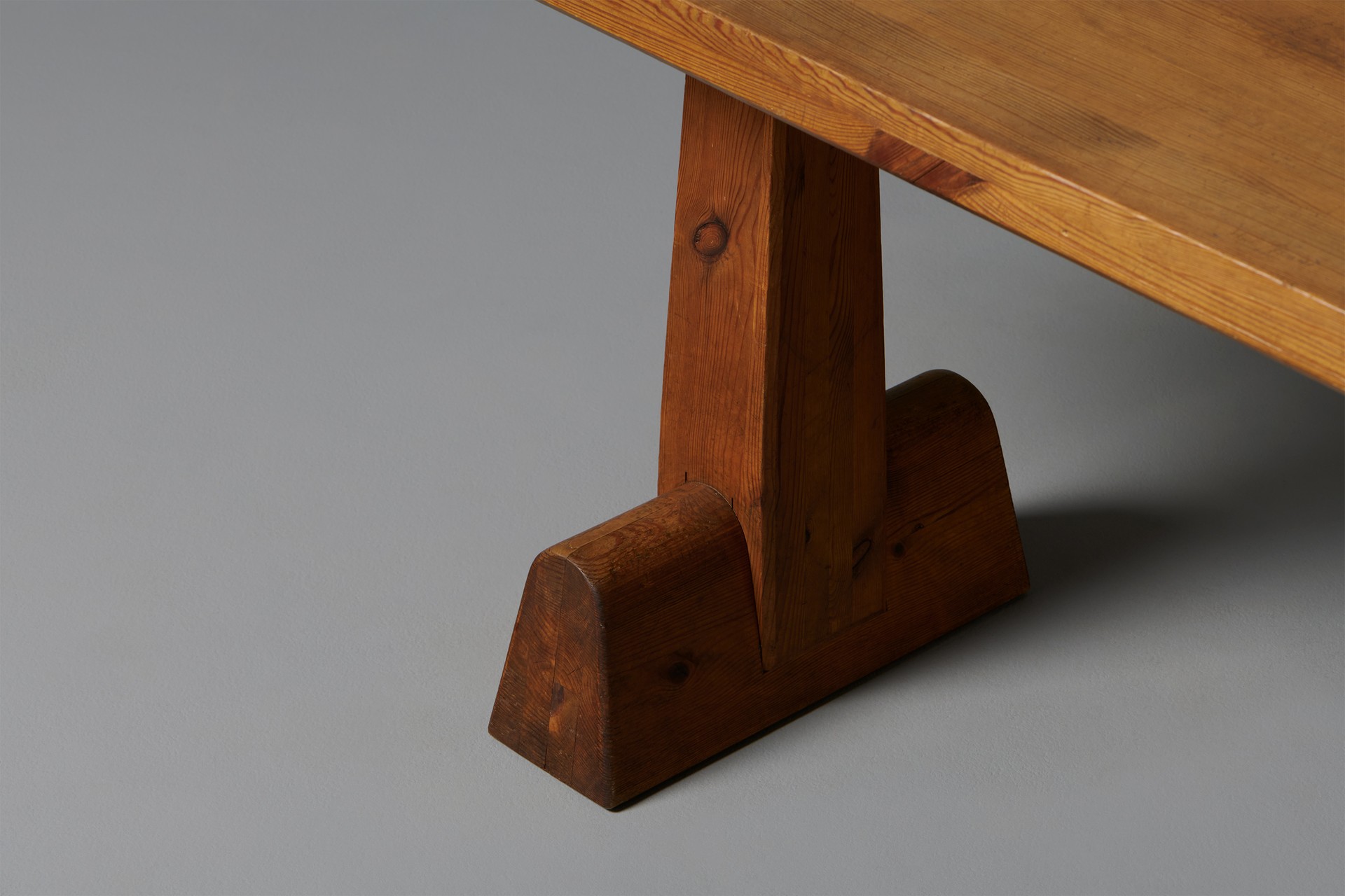 'Utö' Table image 5