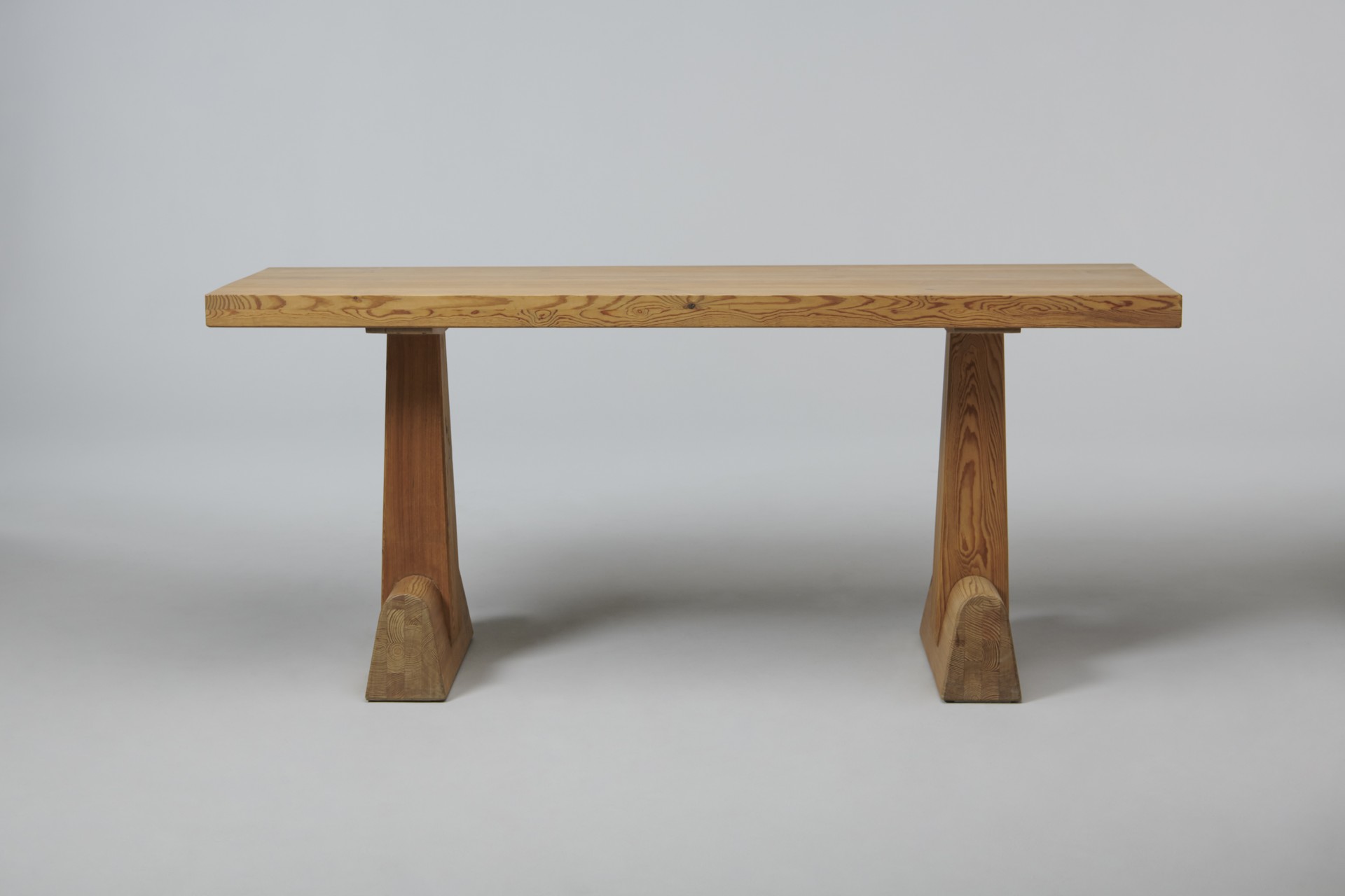 'Utö' Table image 2