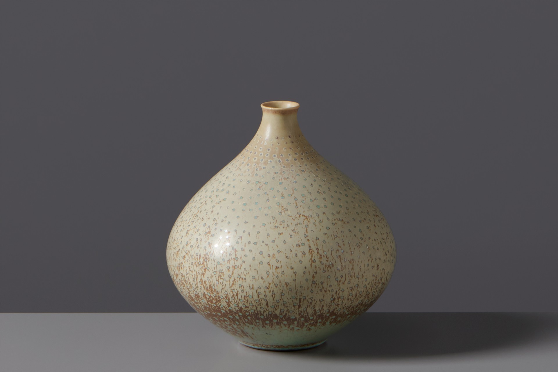Set of Five Vases image 5