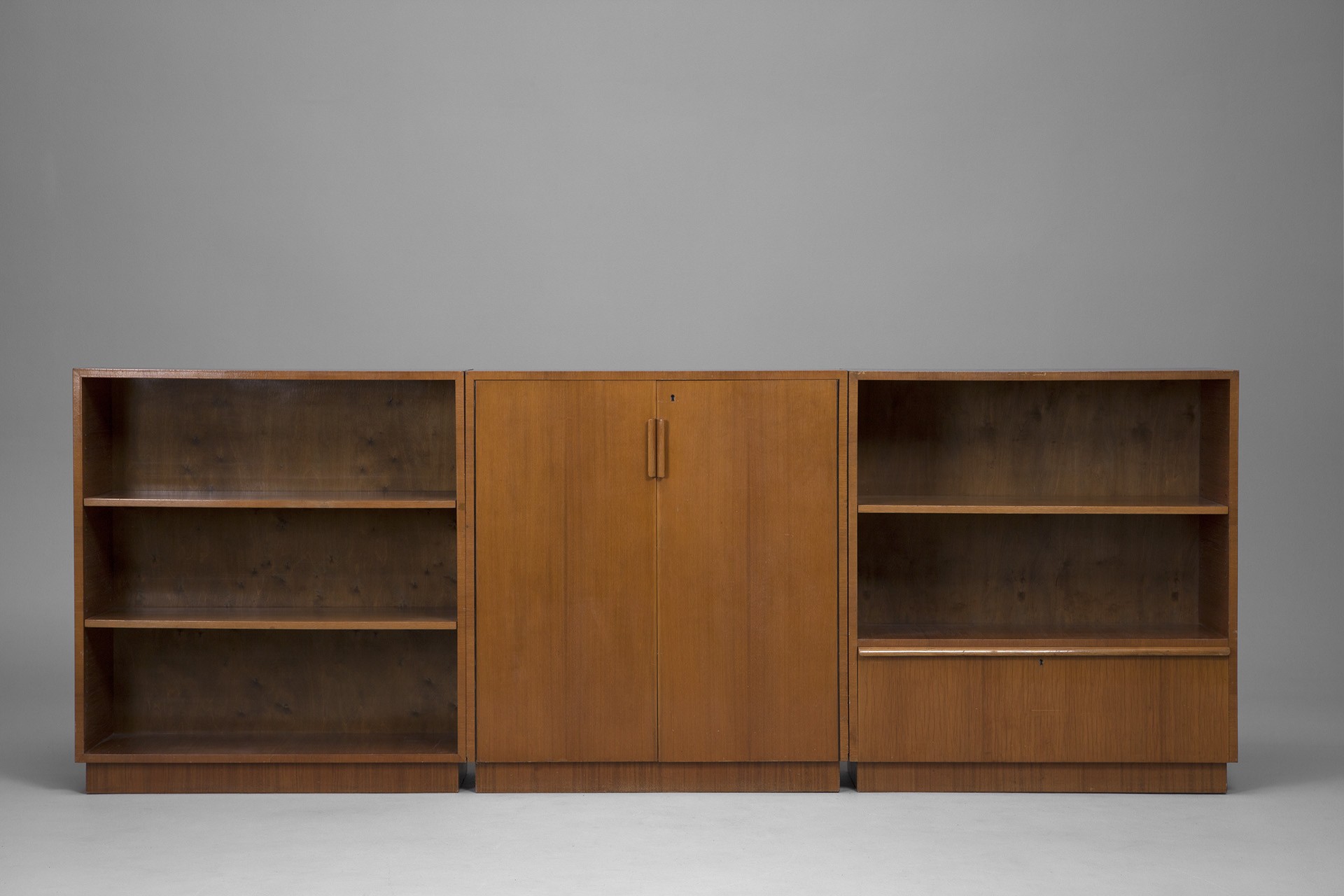 Cabinets image 2