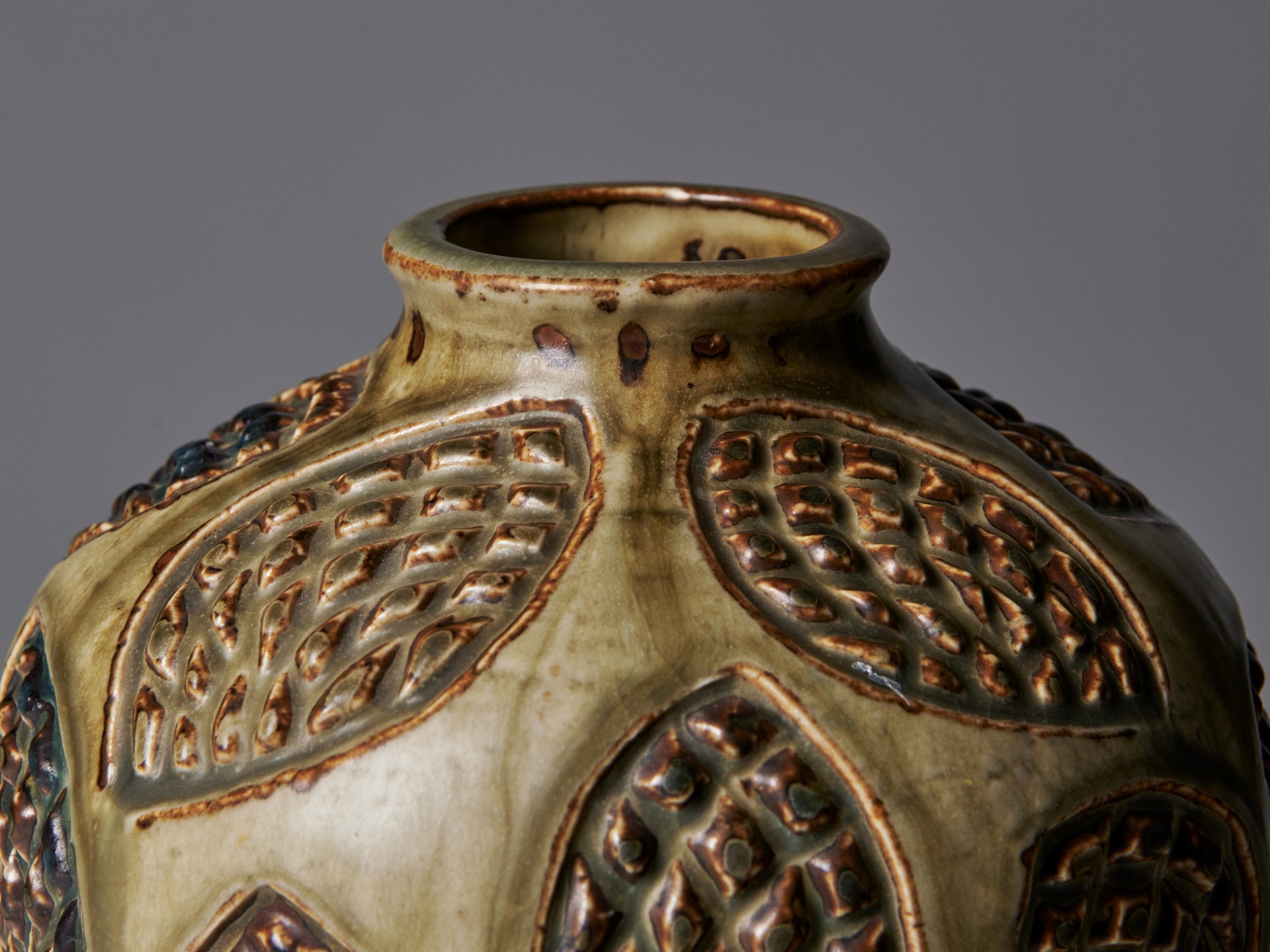 Vase image 6