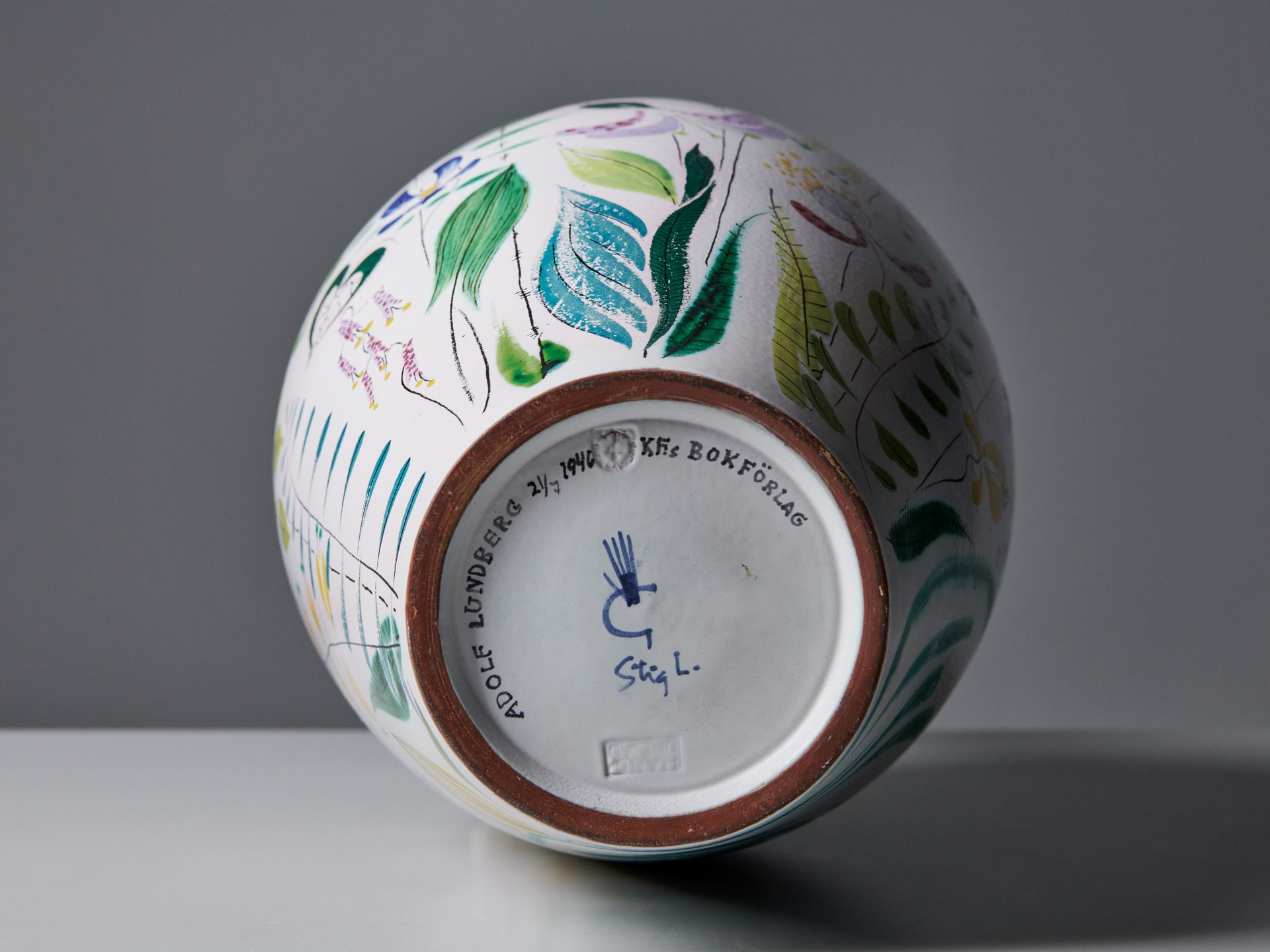 Large Floor Vase image 6
