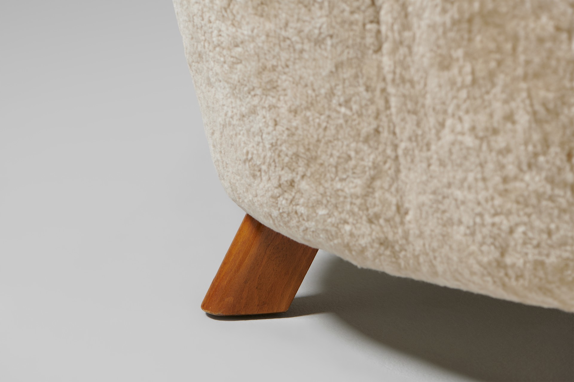 Pair of Armchairs, Model no. 1669, Variant image 6
