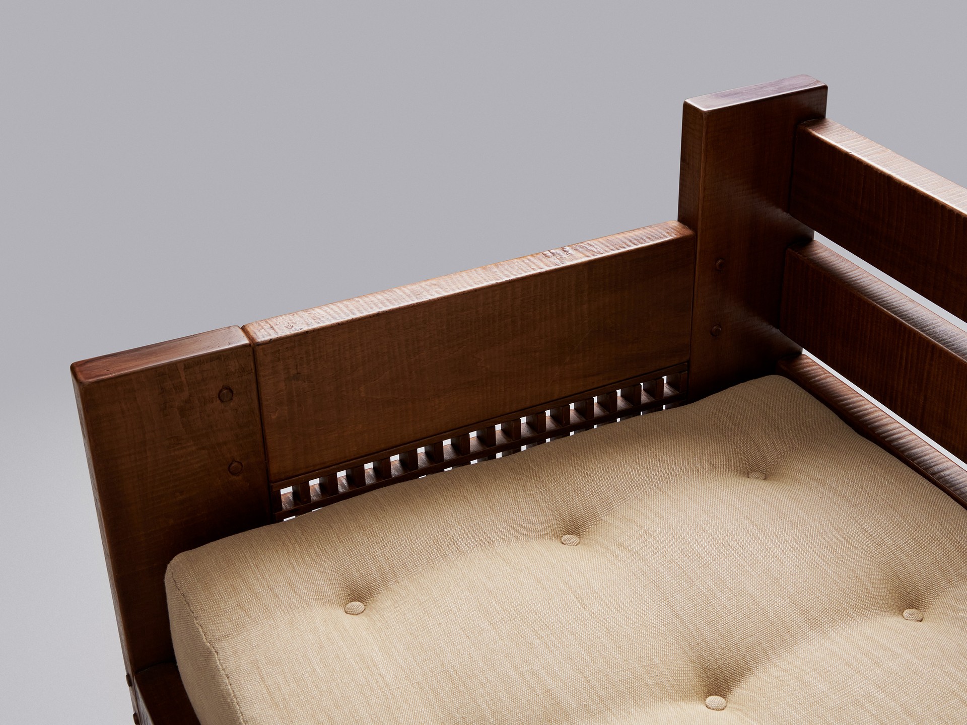 Sofa image 5