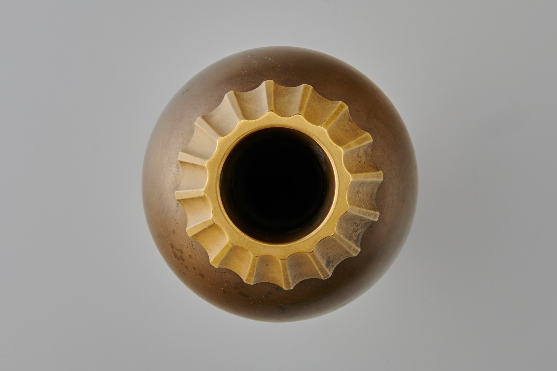 Pair of Vases image 6