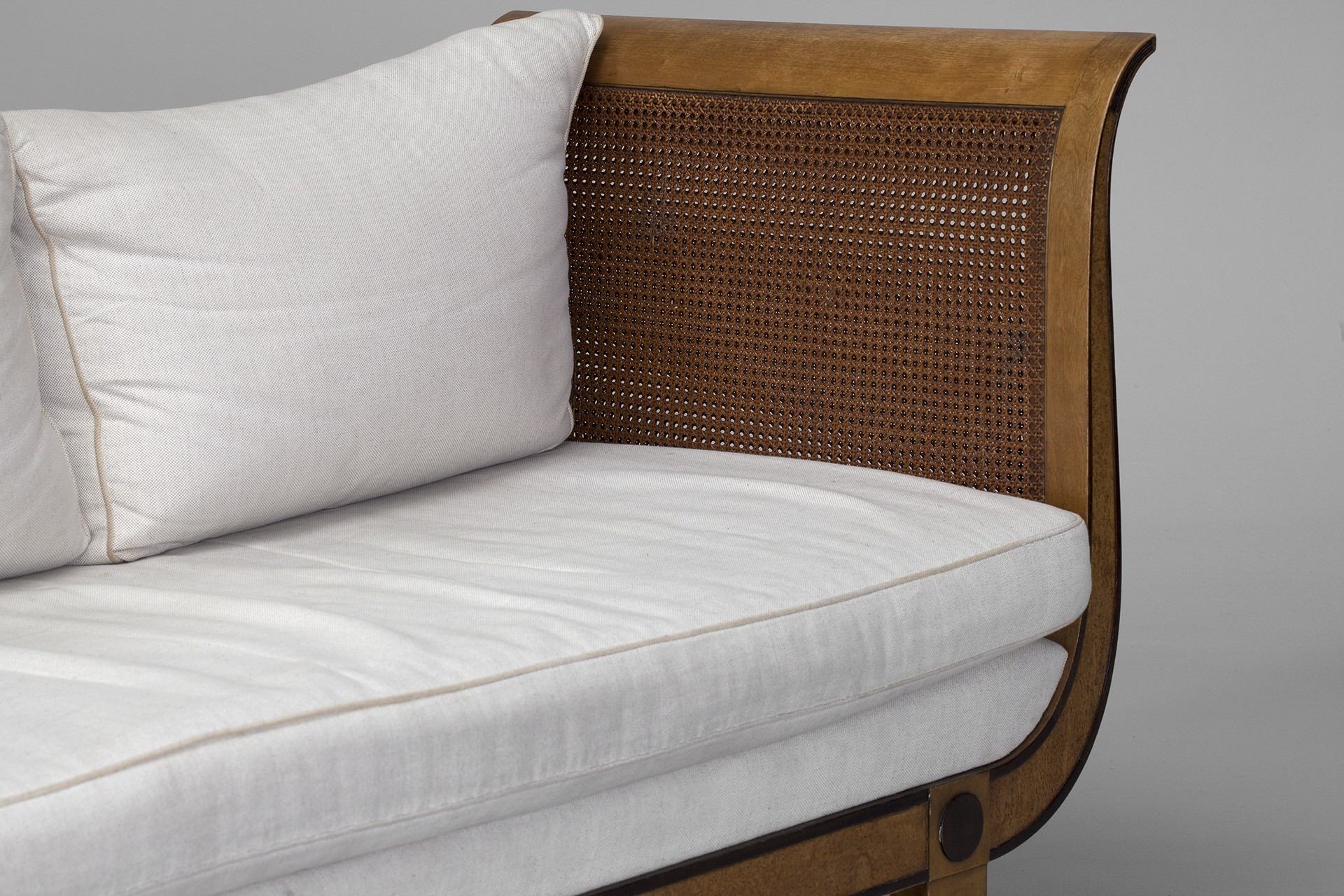 Sofa image 5