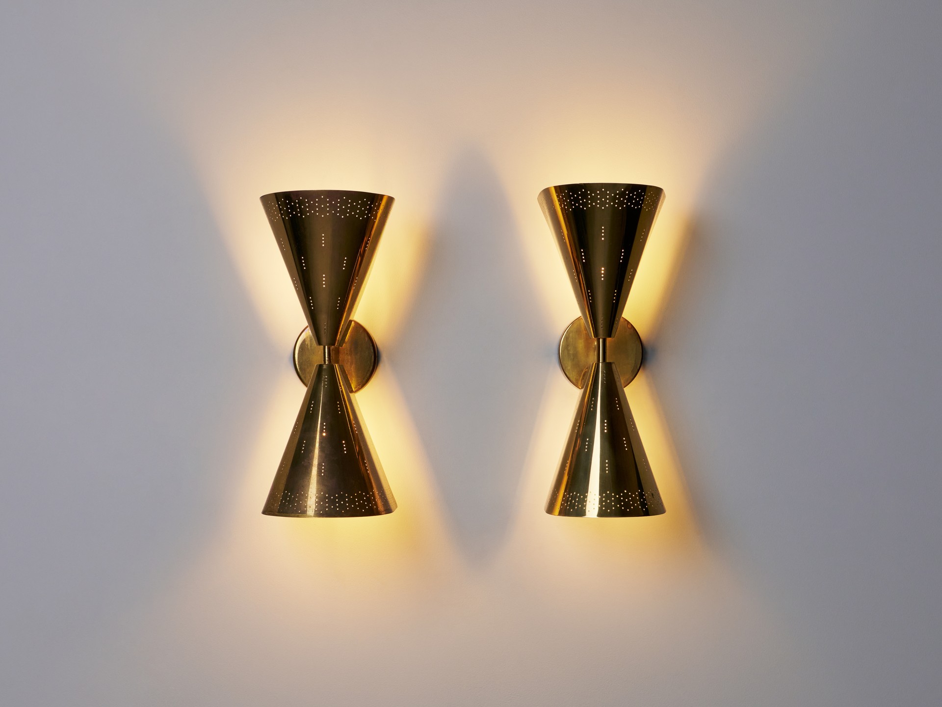 Pair of Wall Lamps image 3