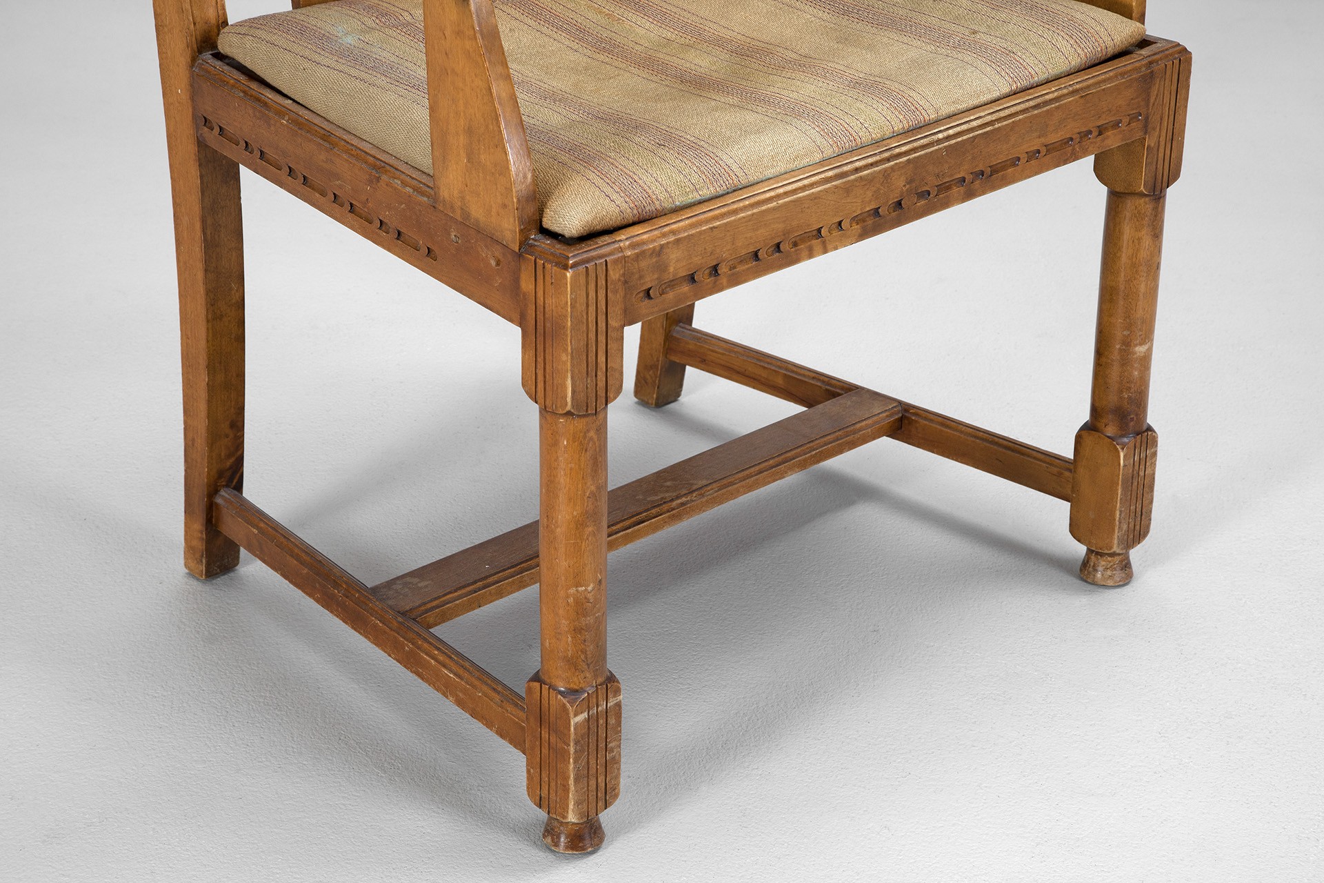Armchair image 5