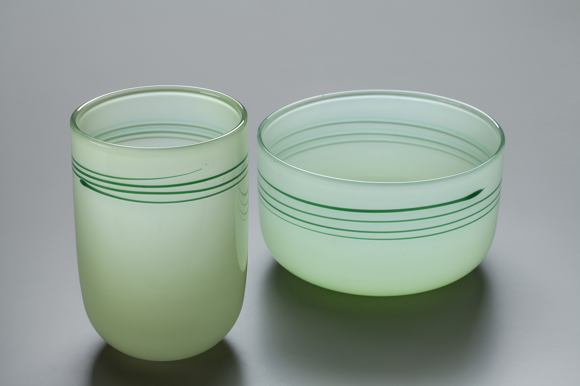 Vase and Bowl image 3