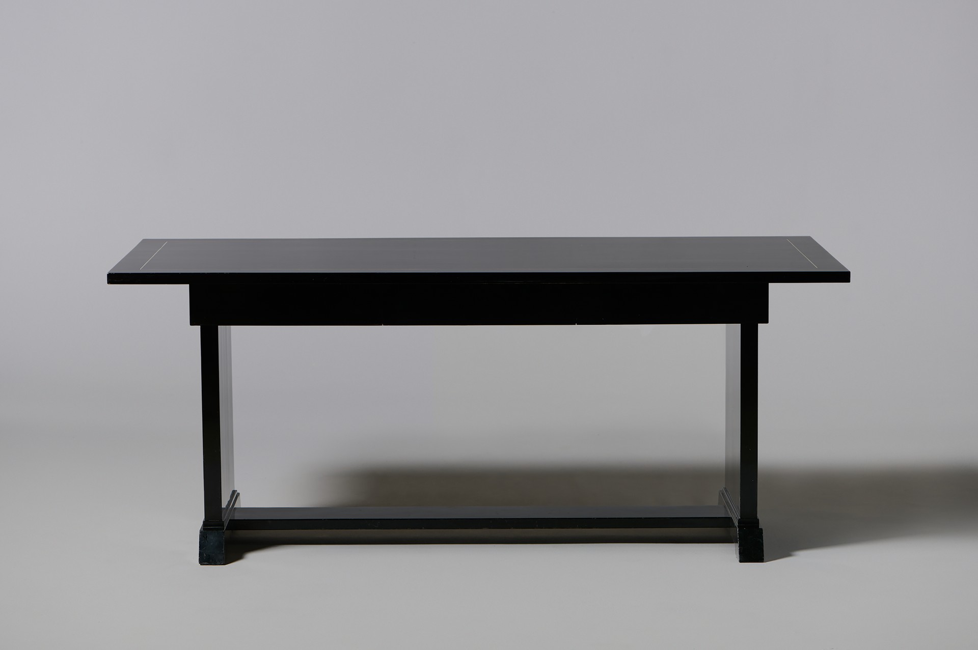Desk image 2