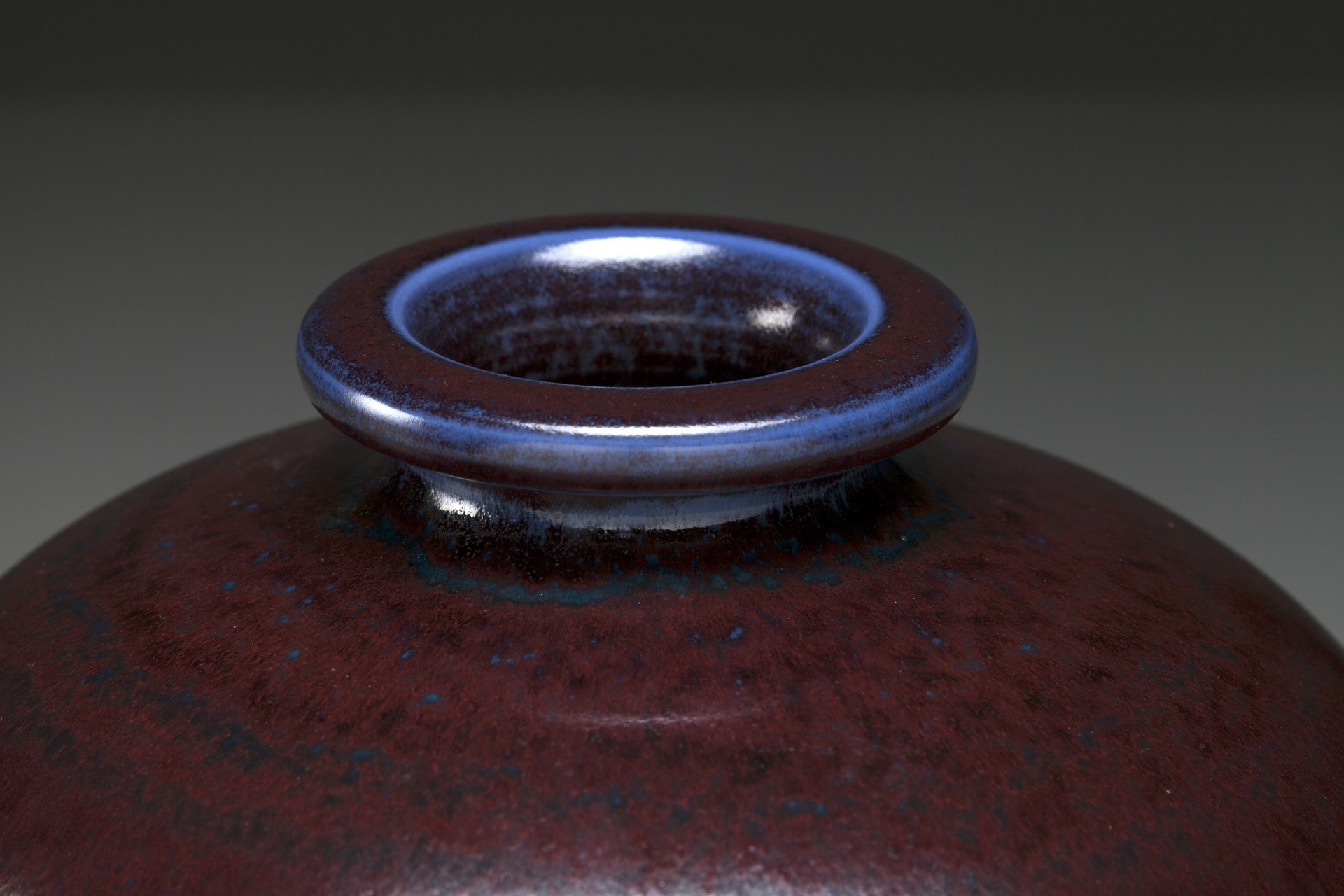 'Aniara' Vase image 3