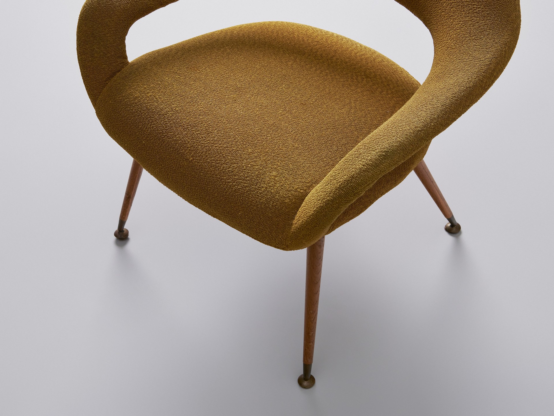 Armchair image 6