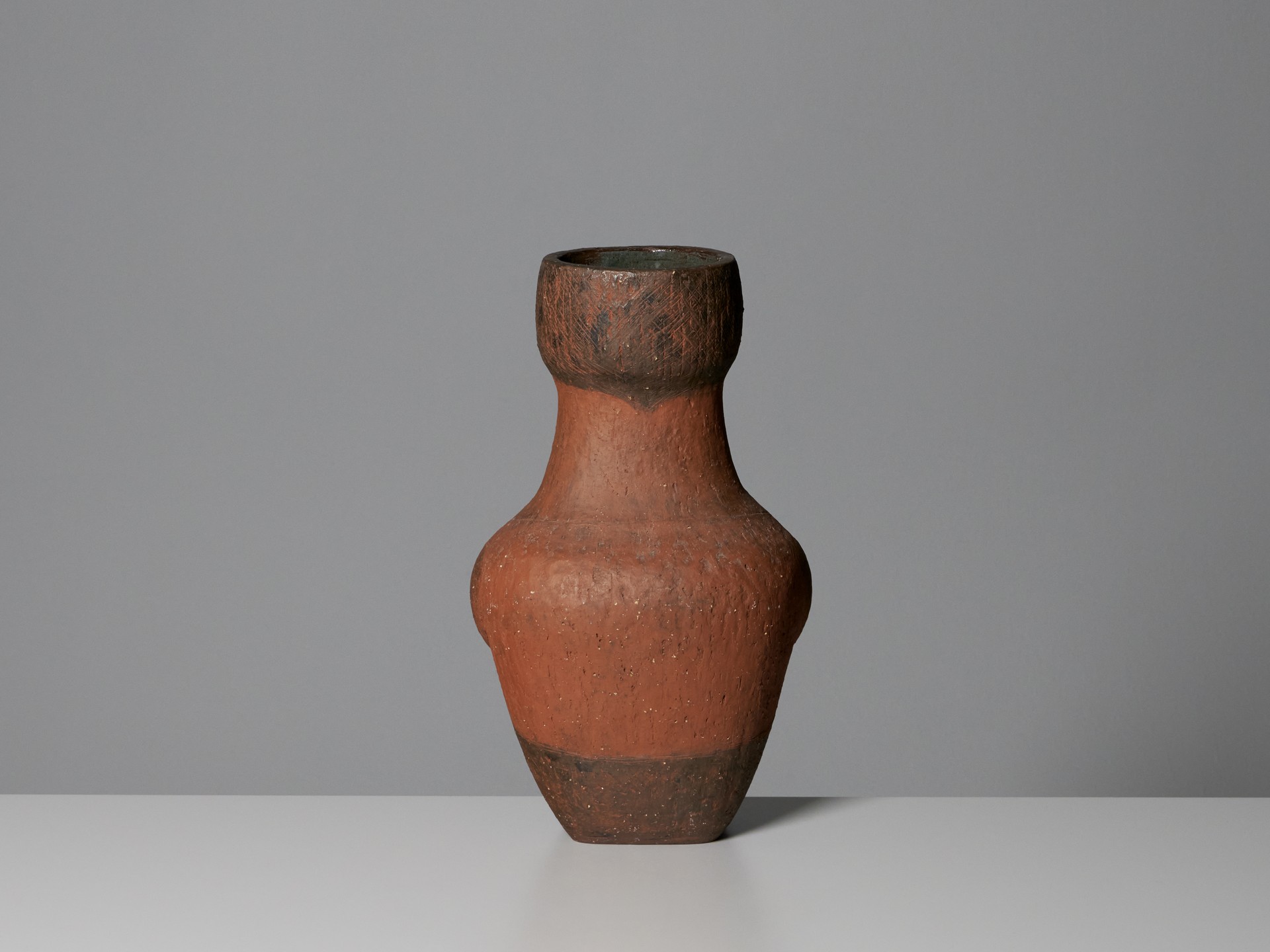 Vase image 4
