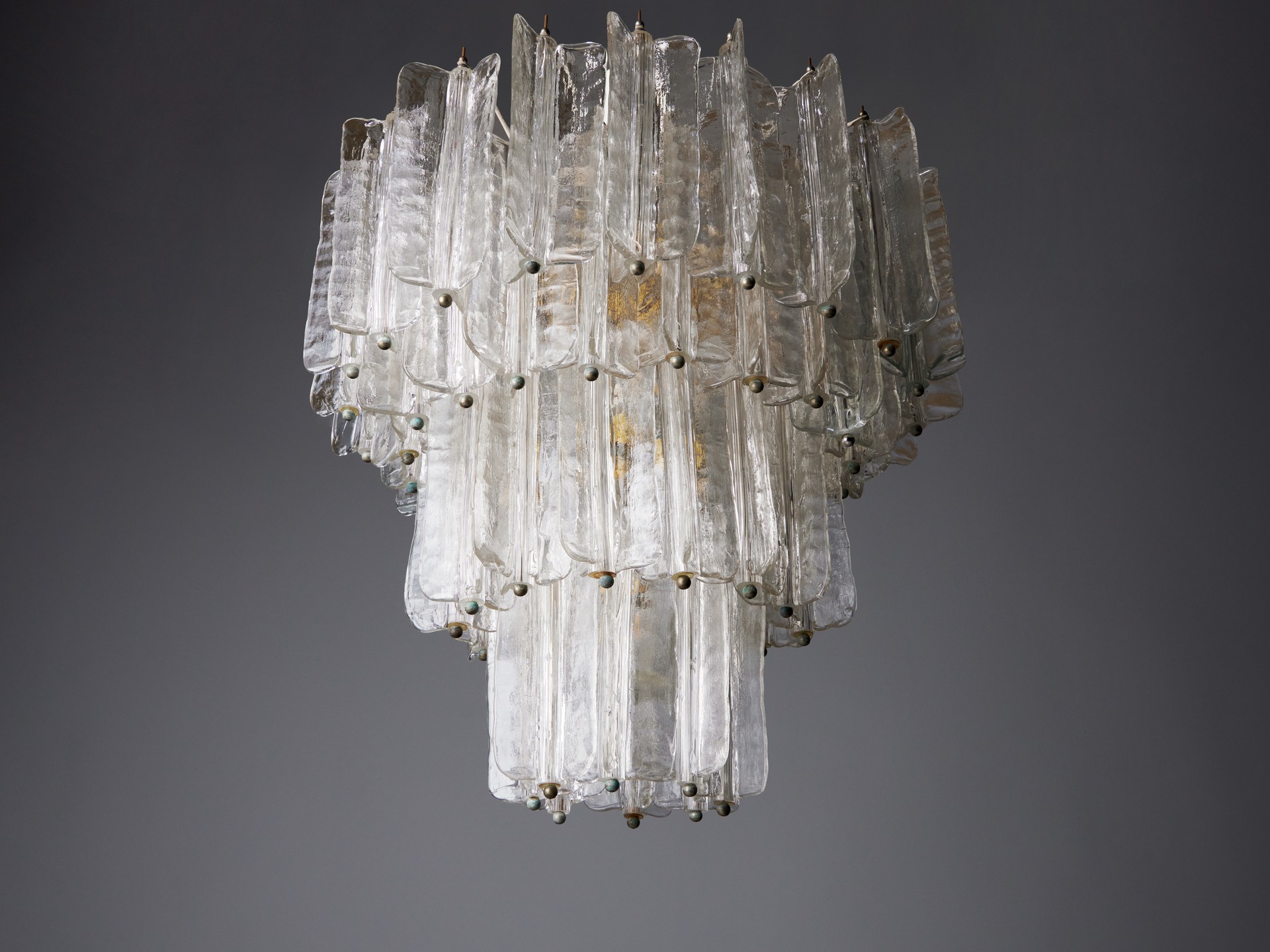 Chandelier image 3
