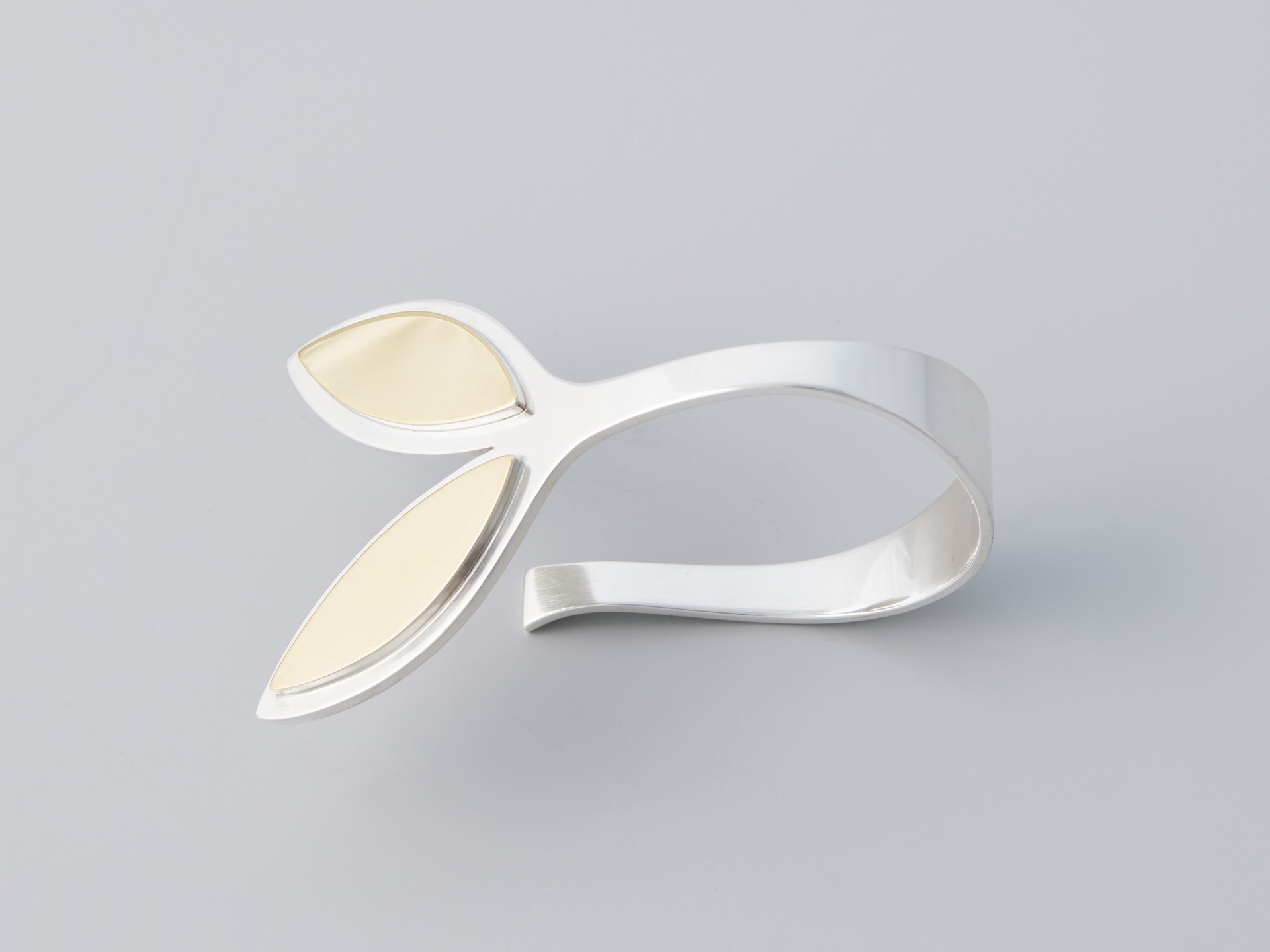 Bracelet image 2