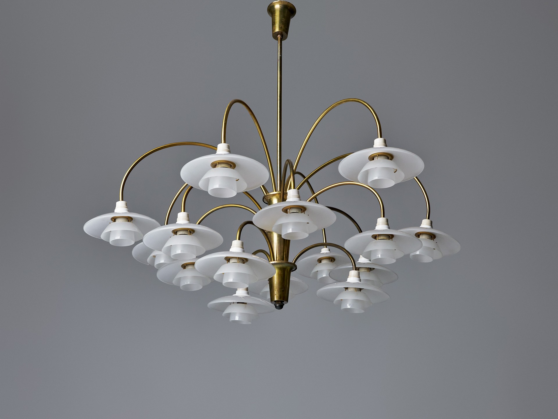 'Bombardement' Chandelier image 3