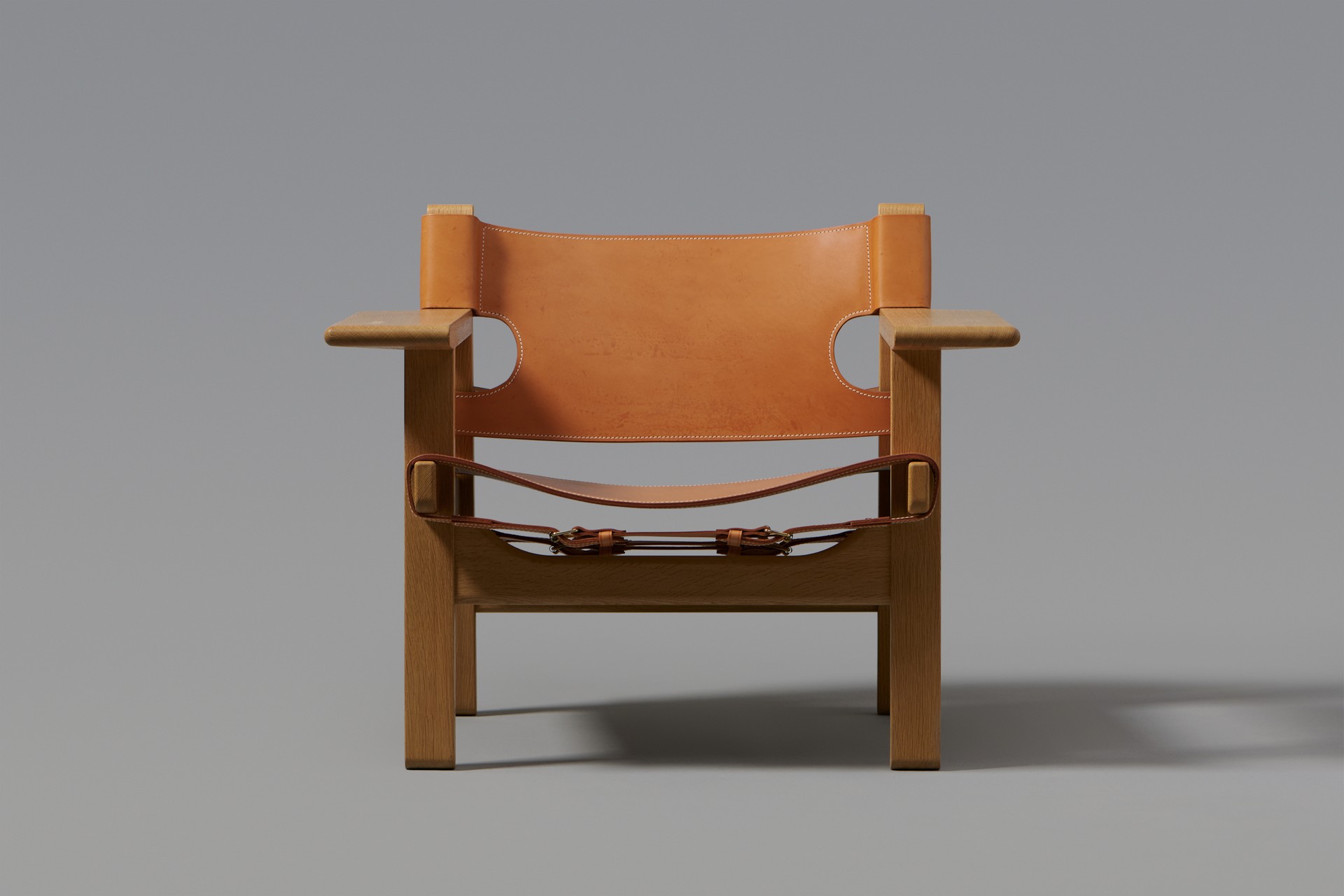 Pair of "Spanish" Armchairs, Model no. 2226 image 4