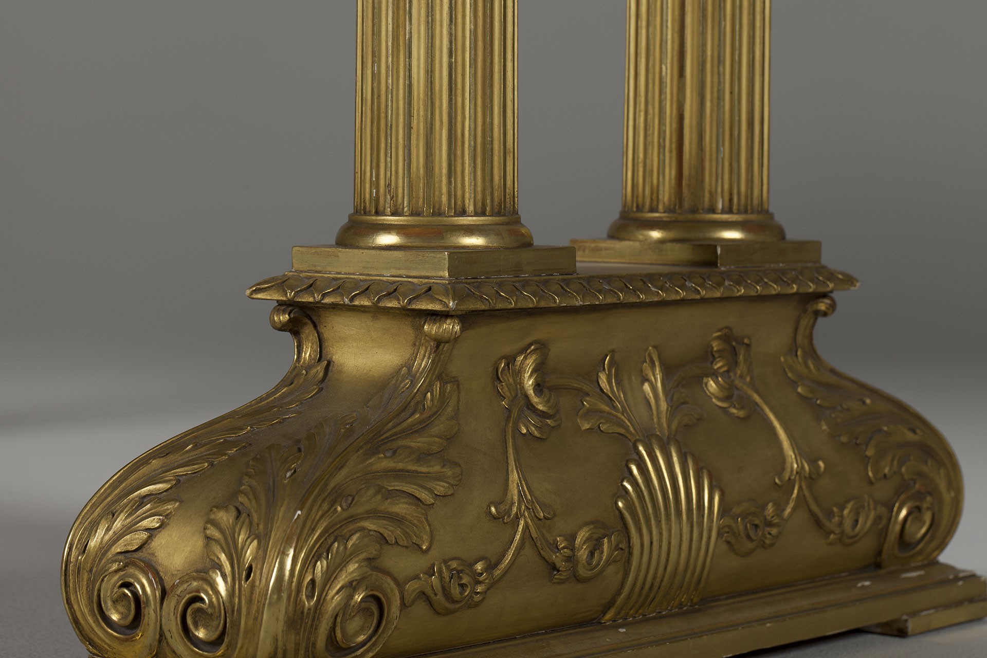 'Caesar' Table image 3
