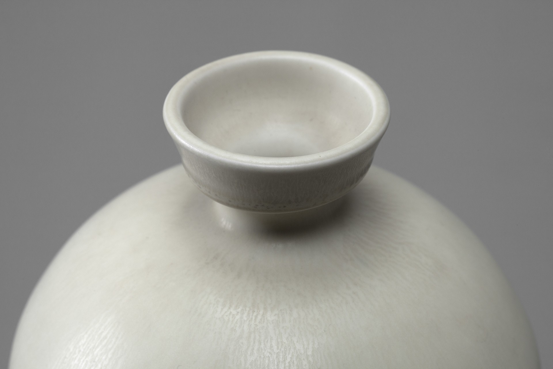 Vase image 3