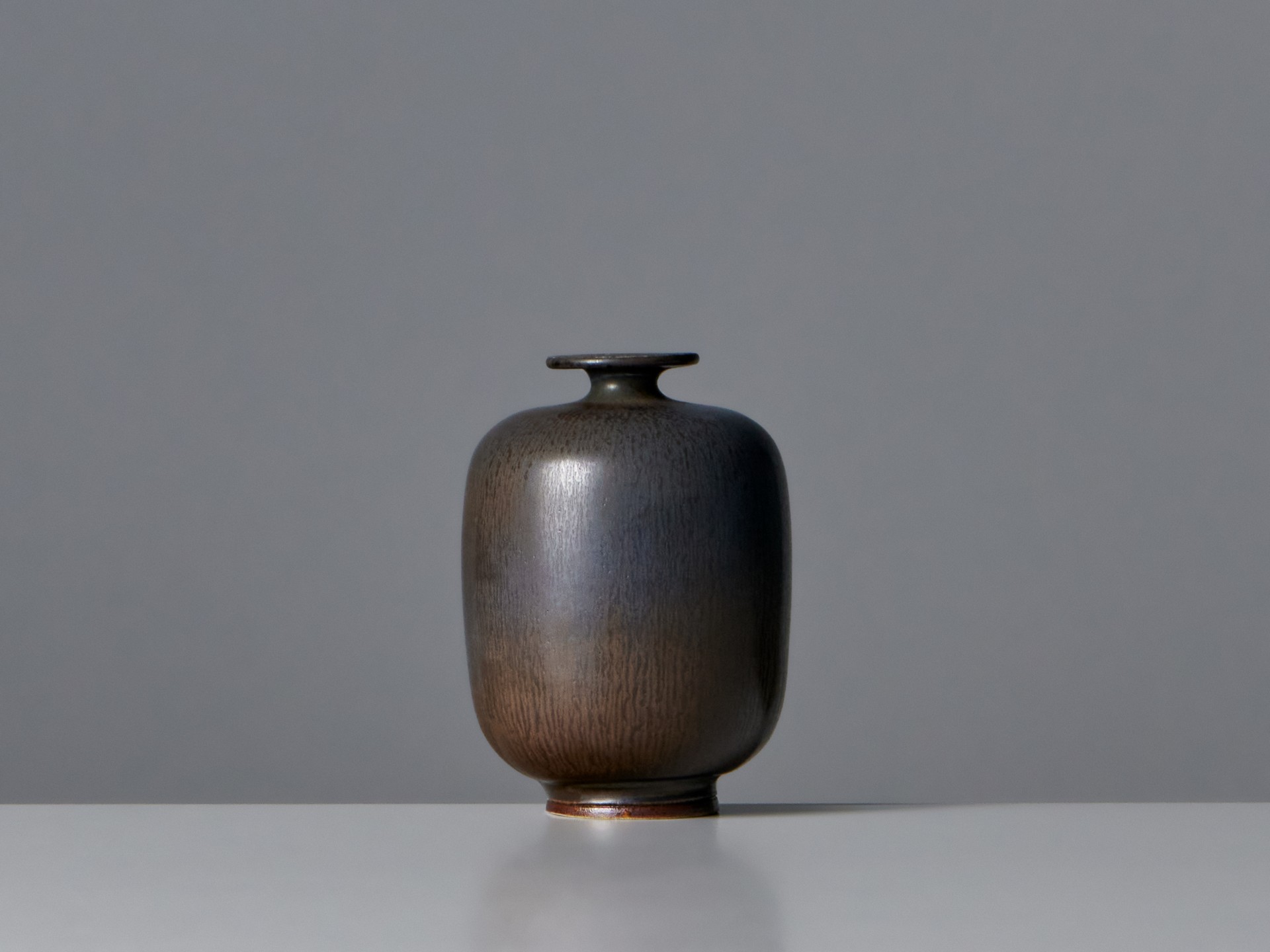 Set of Three Vases image 5