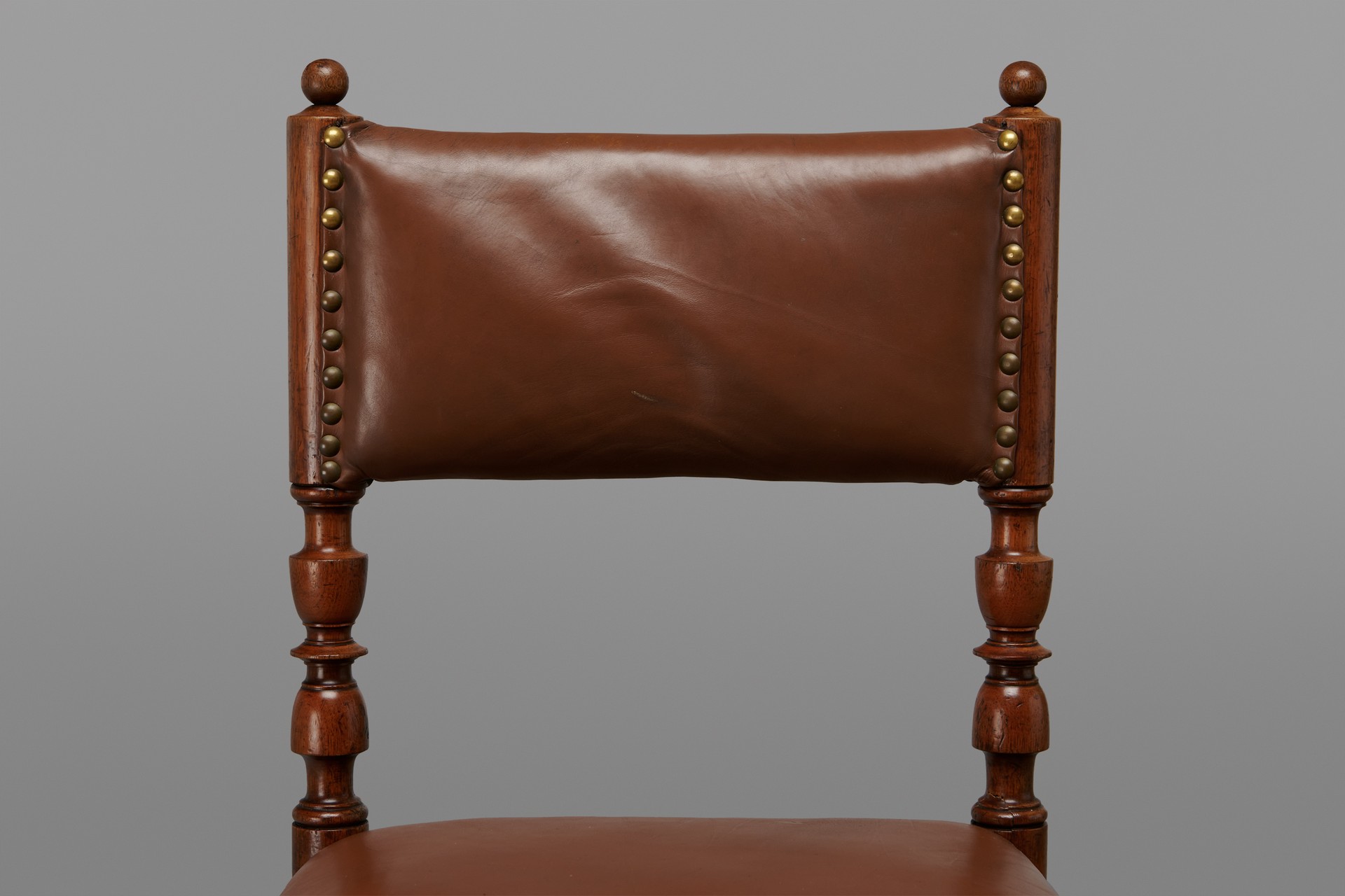 Pair of 'Madonna' chairs image 3