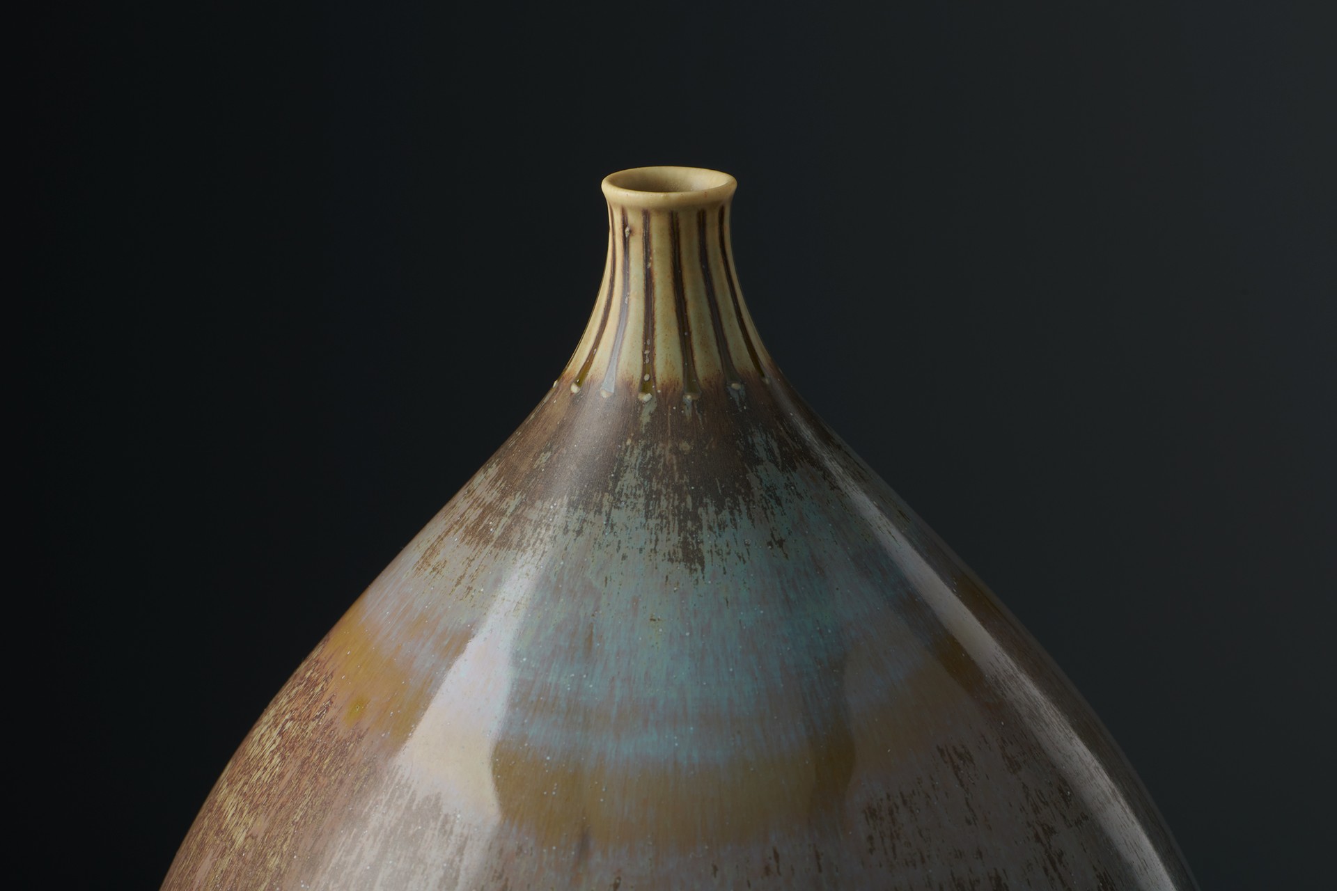 Vase image 3