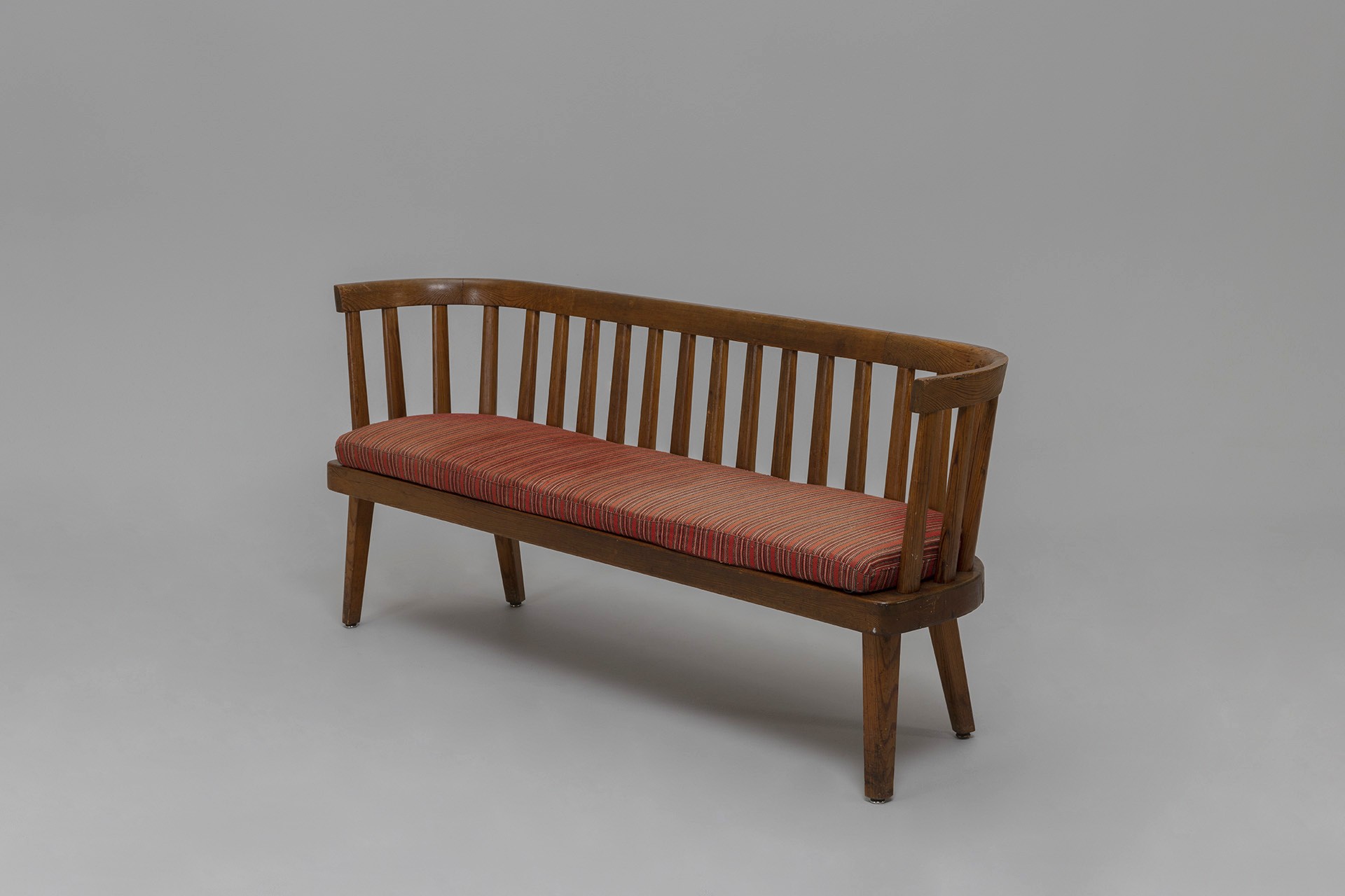 Extra Long 'Utö' Sofa image 4