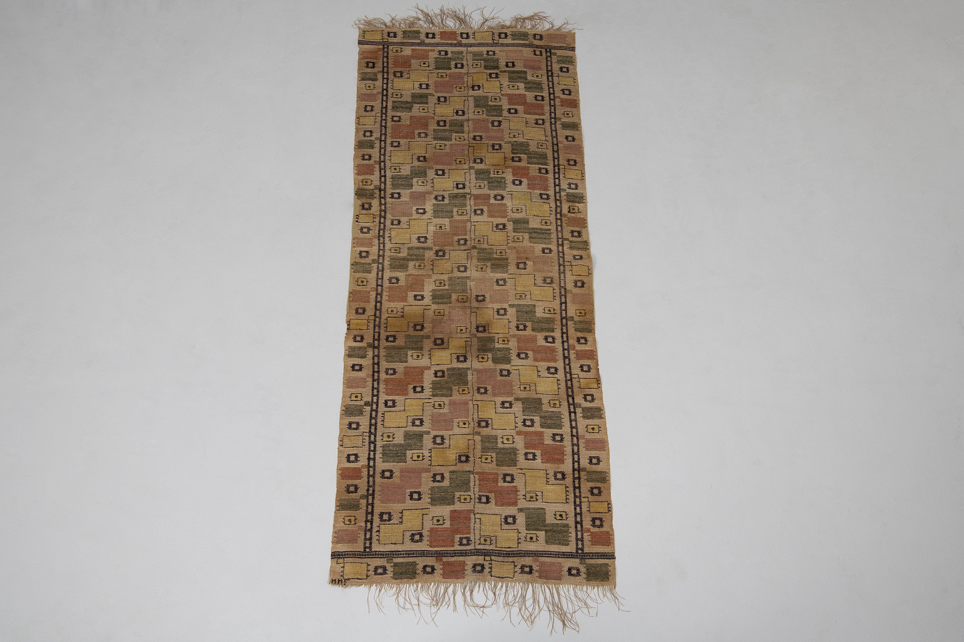 Early Tapestry image 2