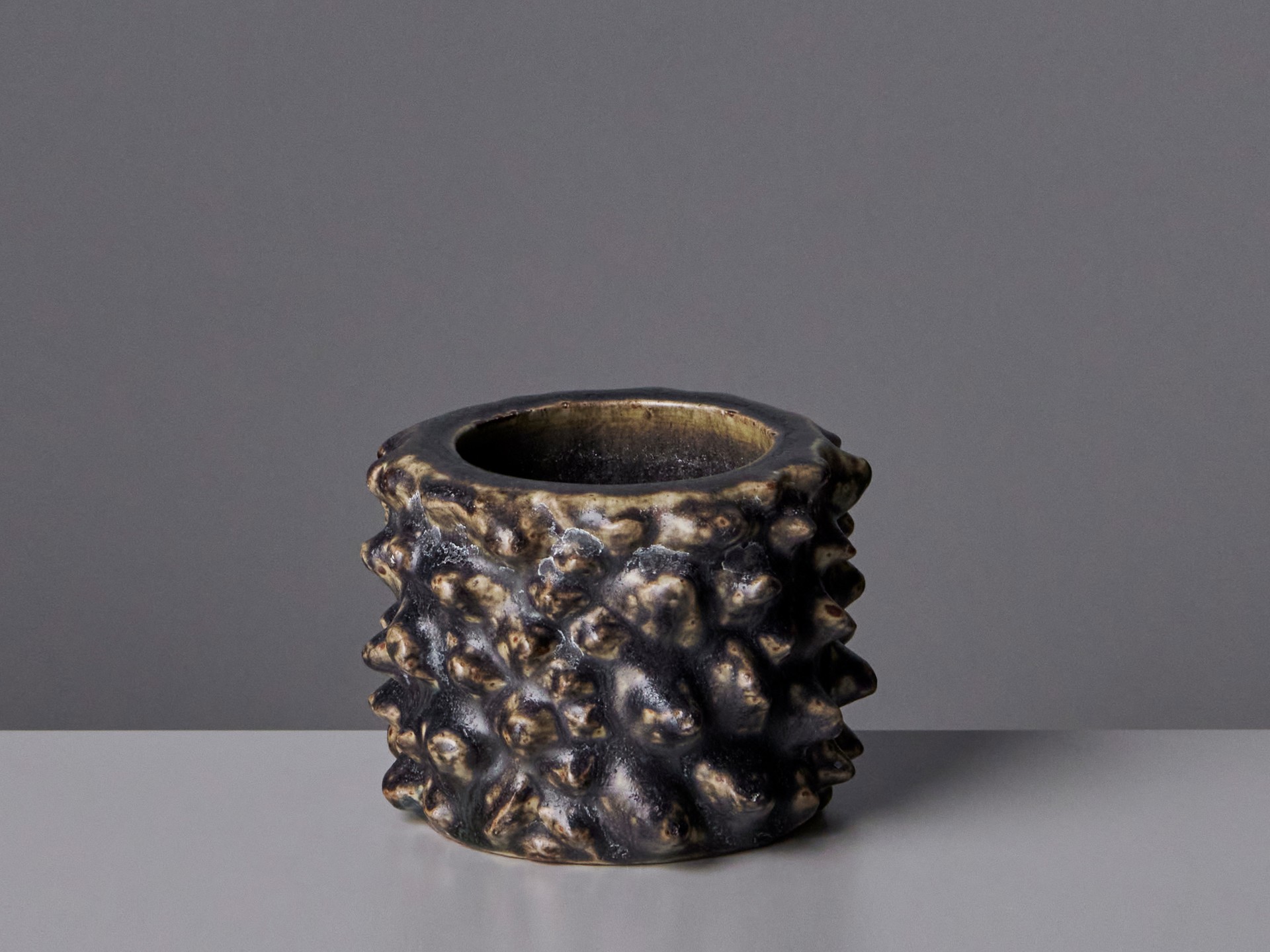 Vase in the 'Budding' Style image 4